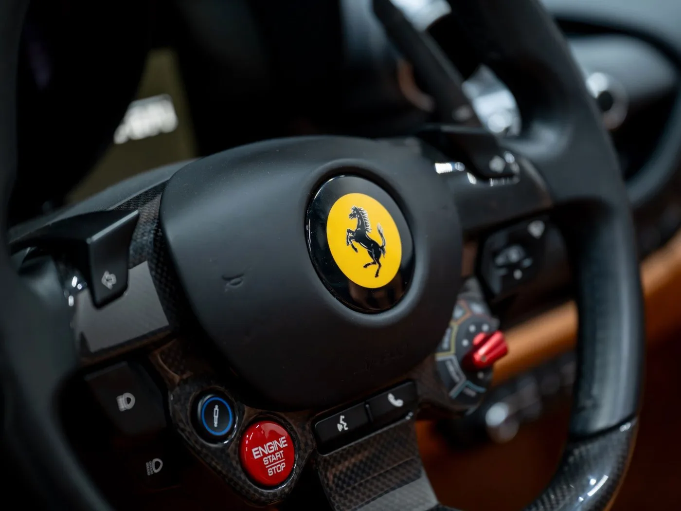 2022 Ferrari F8 Spider HELE angeboten von einem Supersportwagenhändler in Gronau, Deutschland, Foto 21 von 25