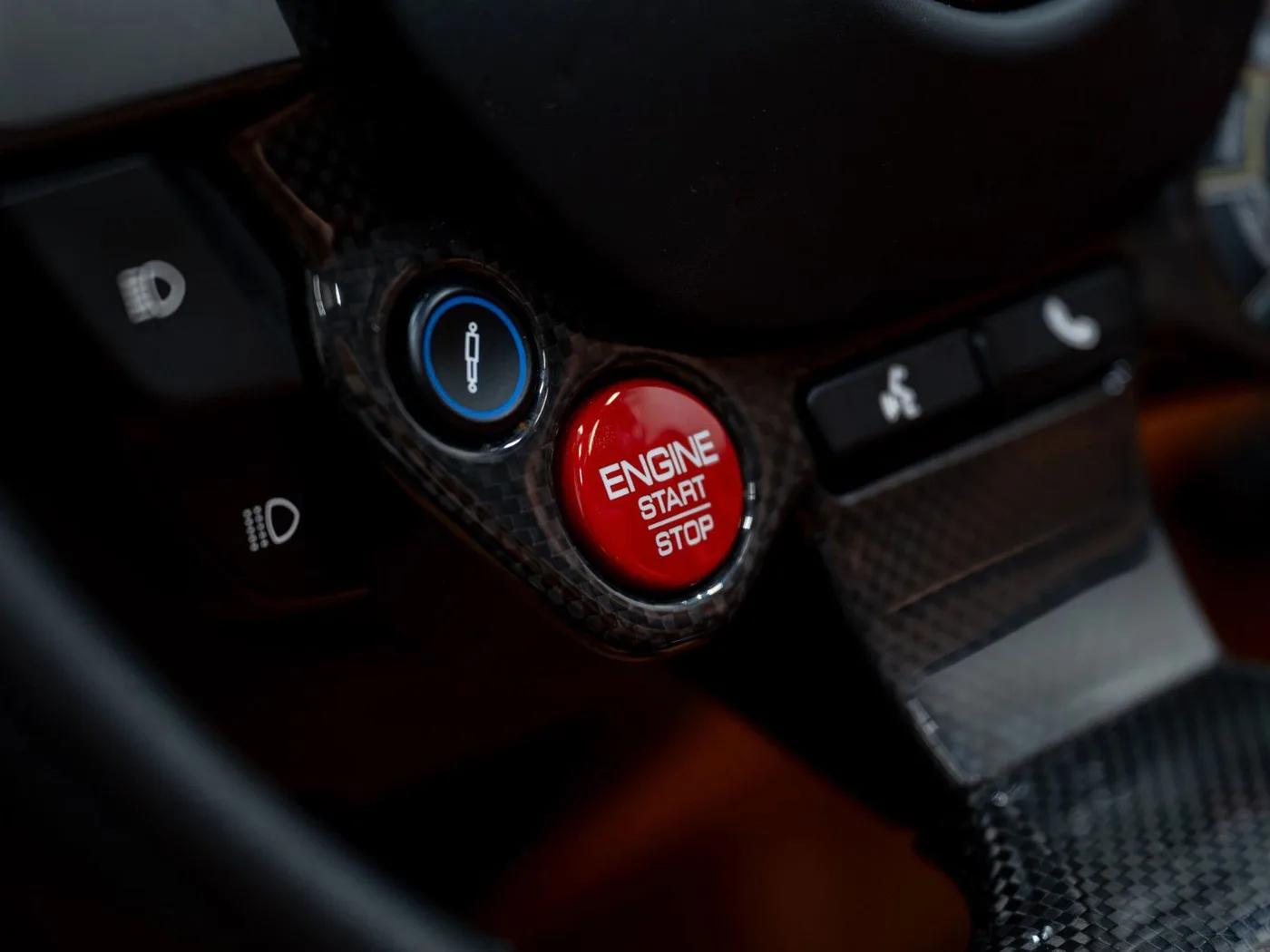 2022 Ferrari F8 Spider HELE angeboten von einem Supersportwagenhändler in Gronau, Deutschland, Foto 24 von 25