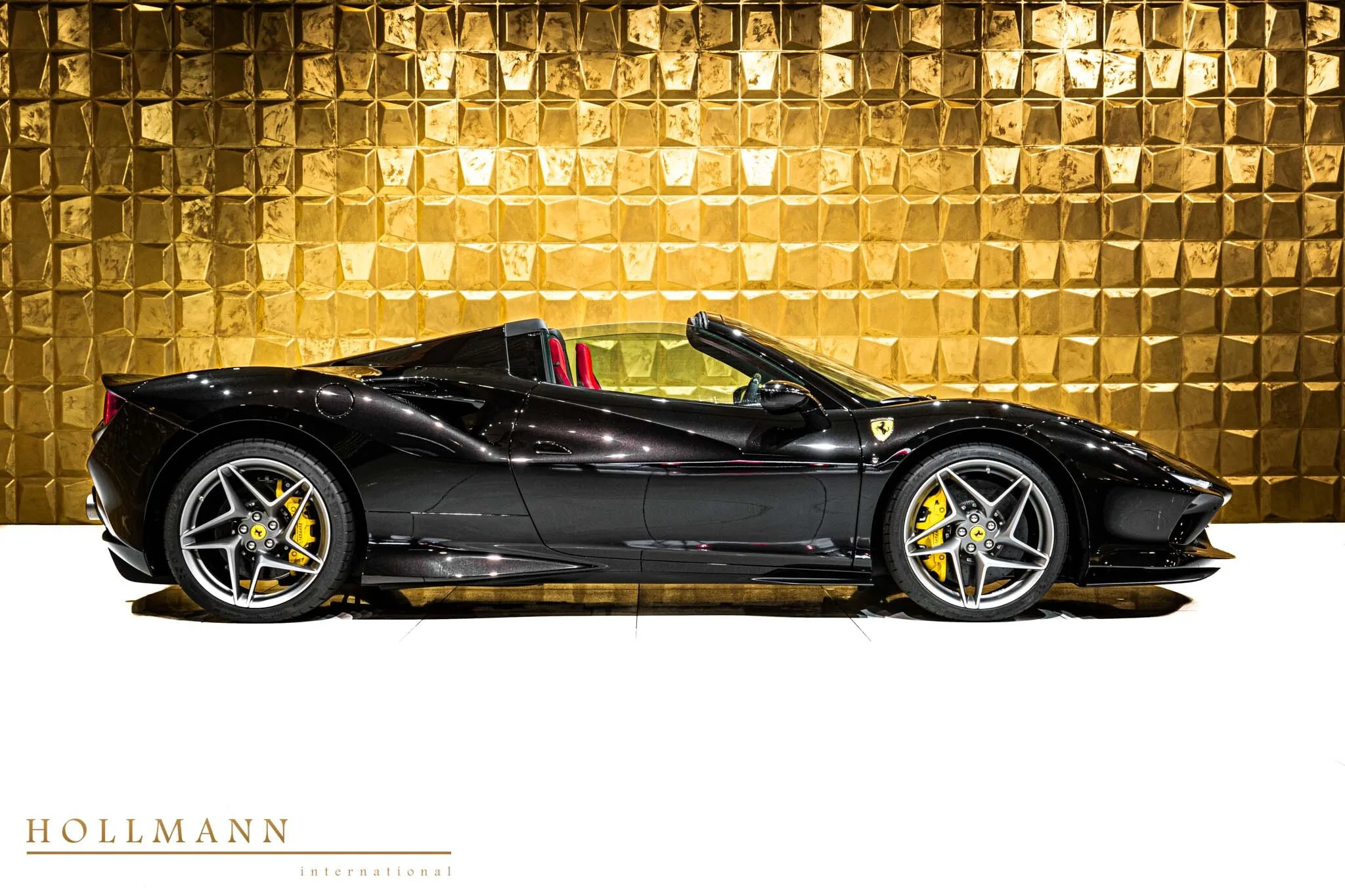2022 Ferrari F8 Spider, 10/22
