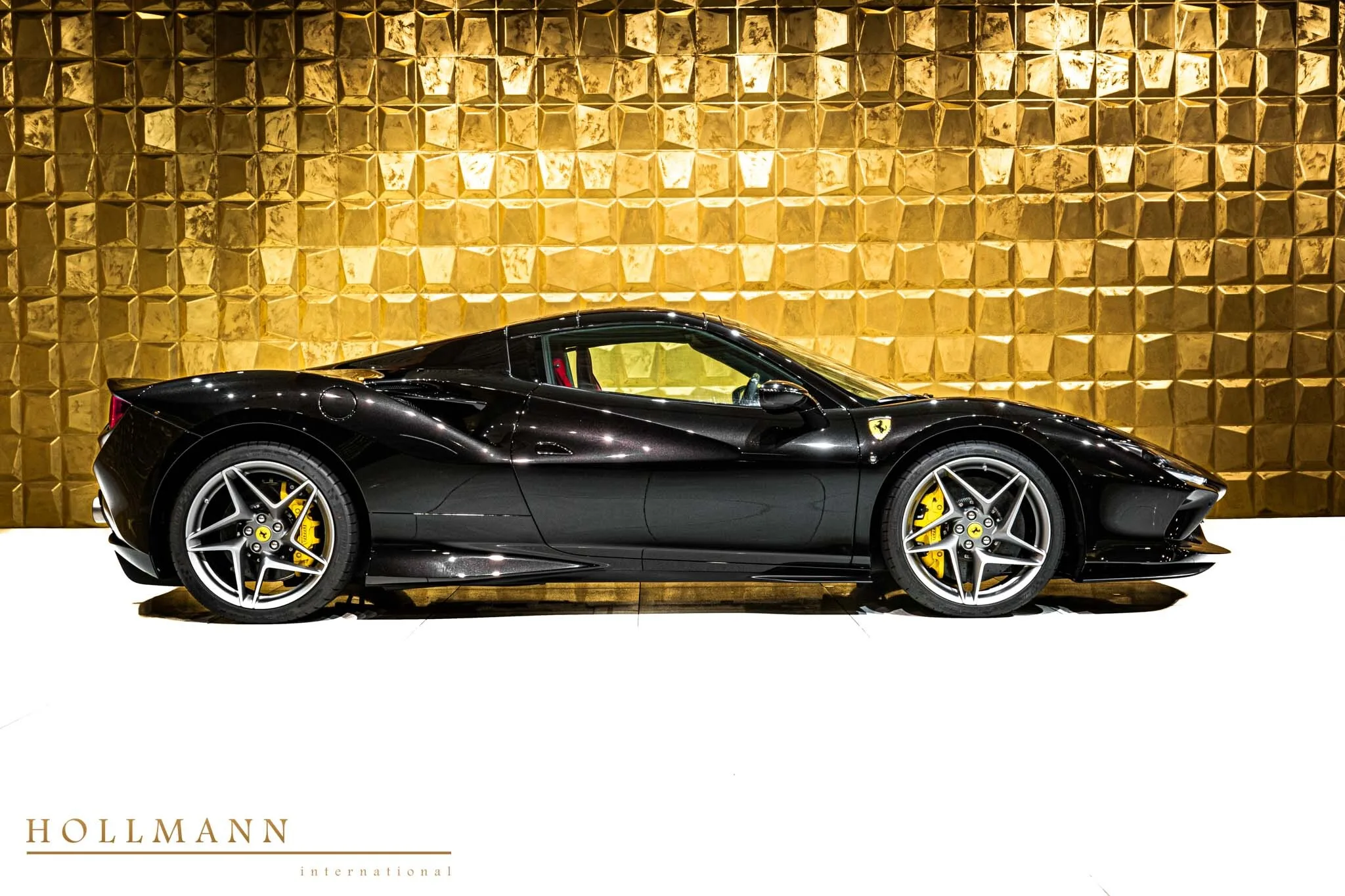 2022 Ferrari F8 Spider, 12/22
