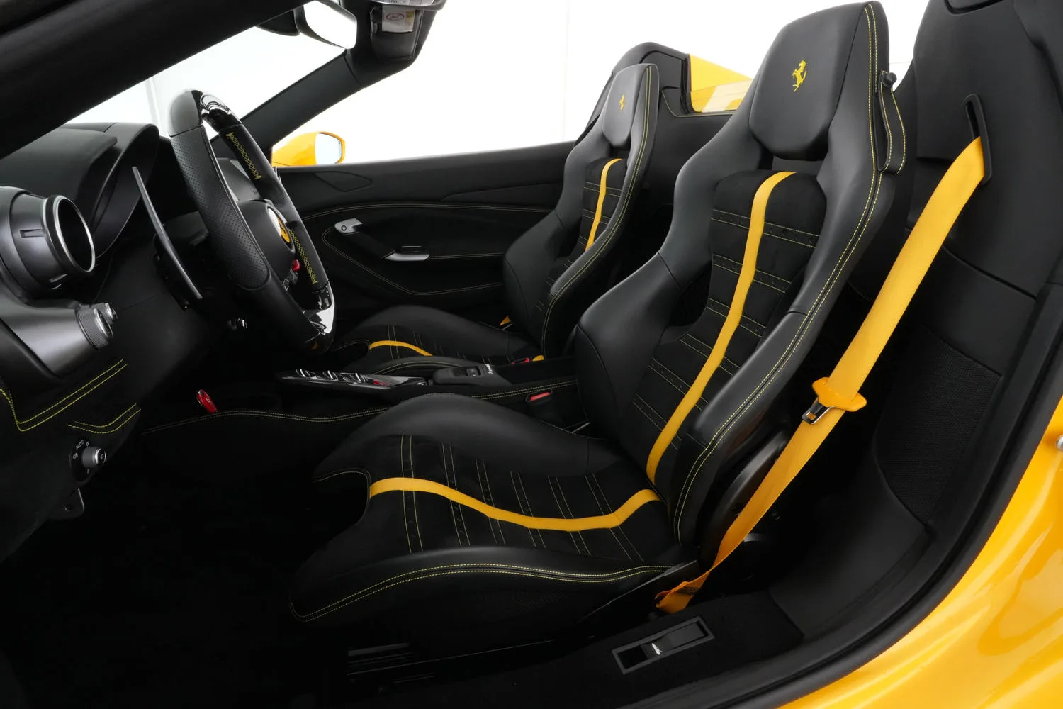 2022 Ferrari F8 Spider, 6/6