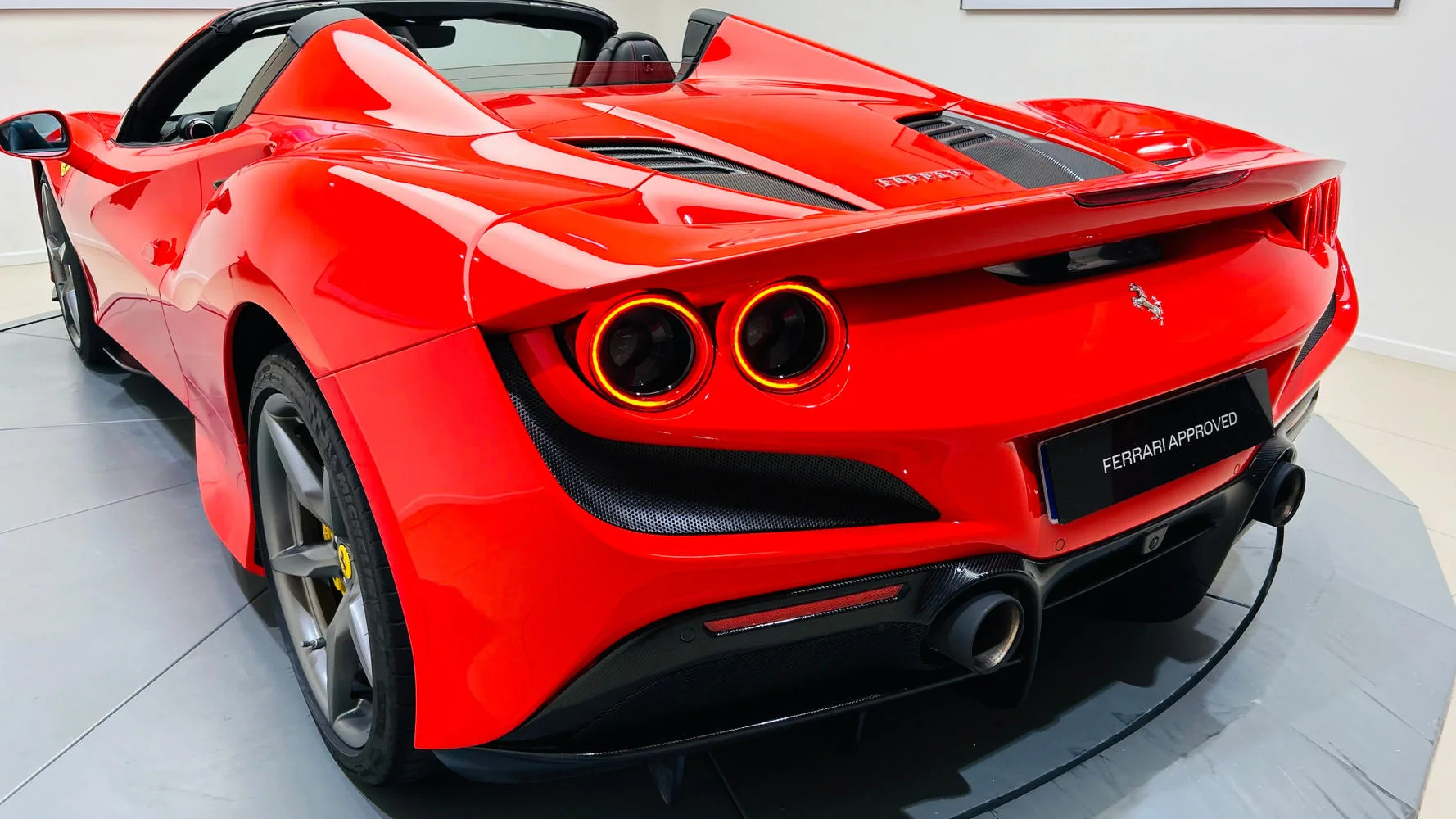 2022 Ferrari F8 Spider, 18/30