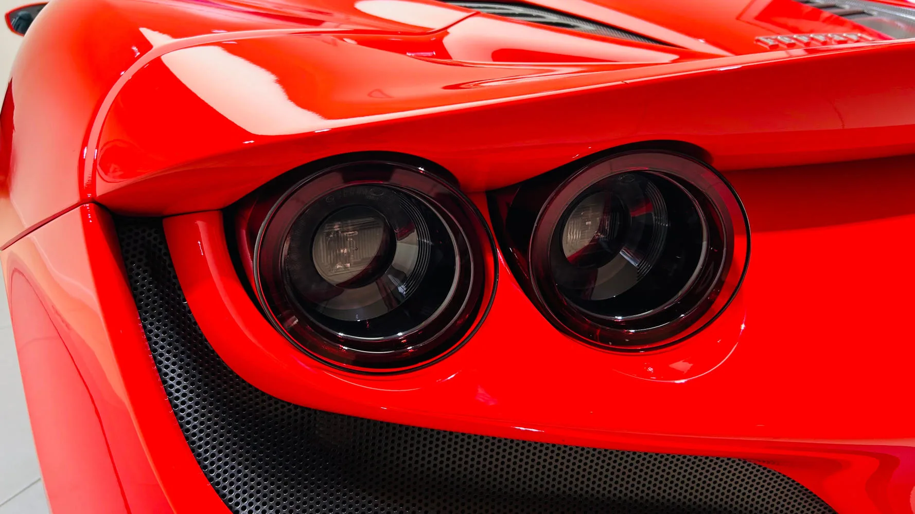 2022 Ferrari F8 Spider, 19/30