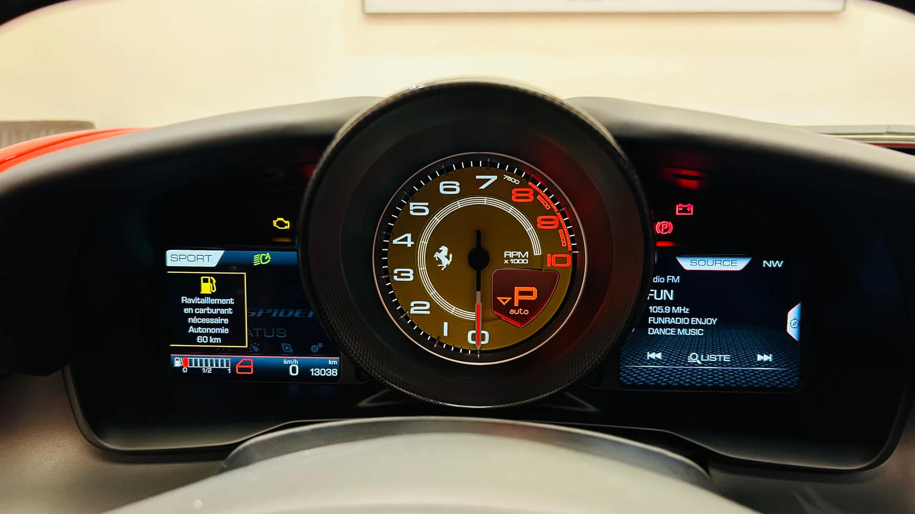 2022 Ferrari F8 Spider, 25/30