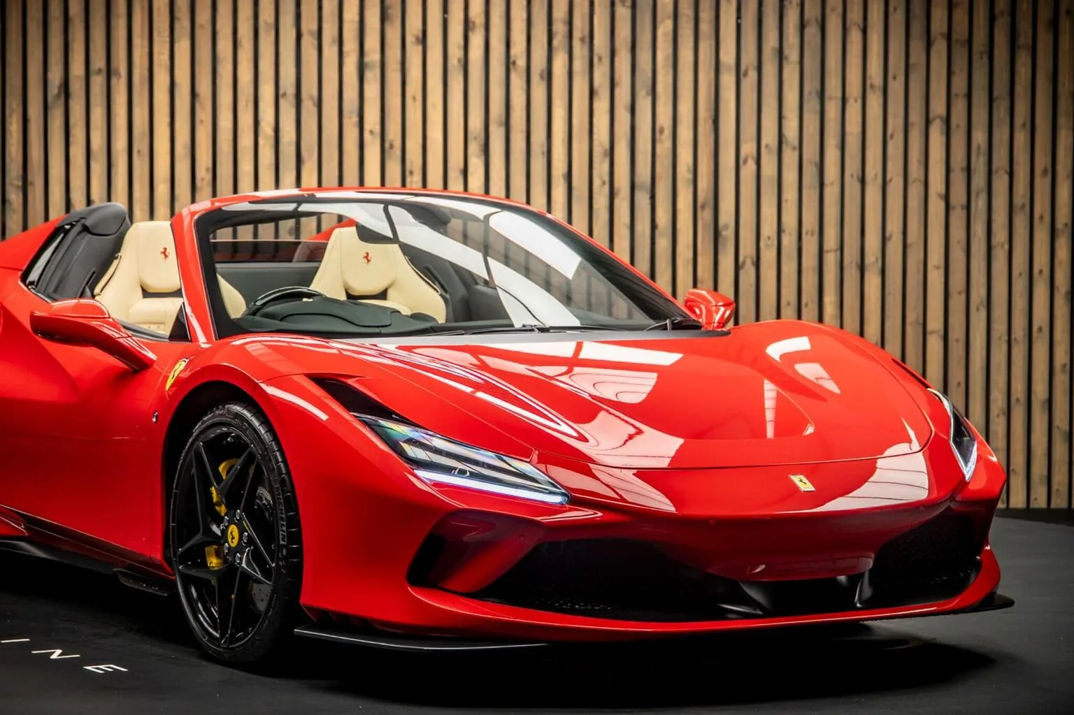 2022 Ferrari F8 Spider, 12/30