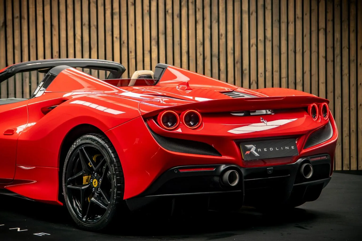 2022 Ferrari F8 Spider, 19/30
