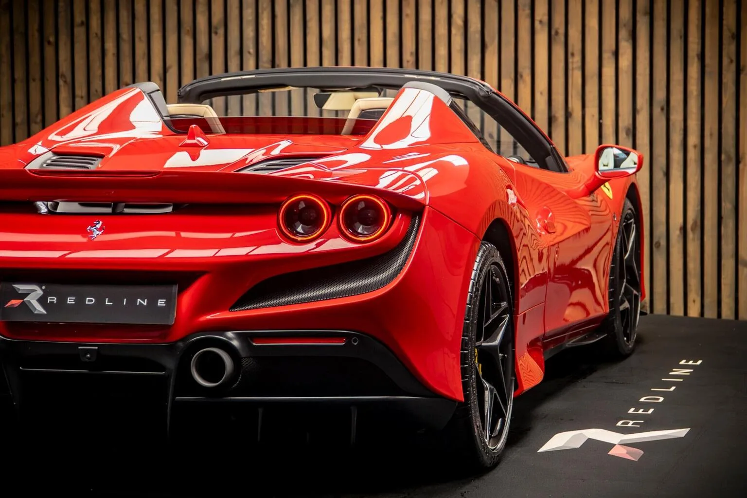 2022 Ferrari F8 Spider, 20/30