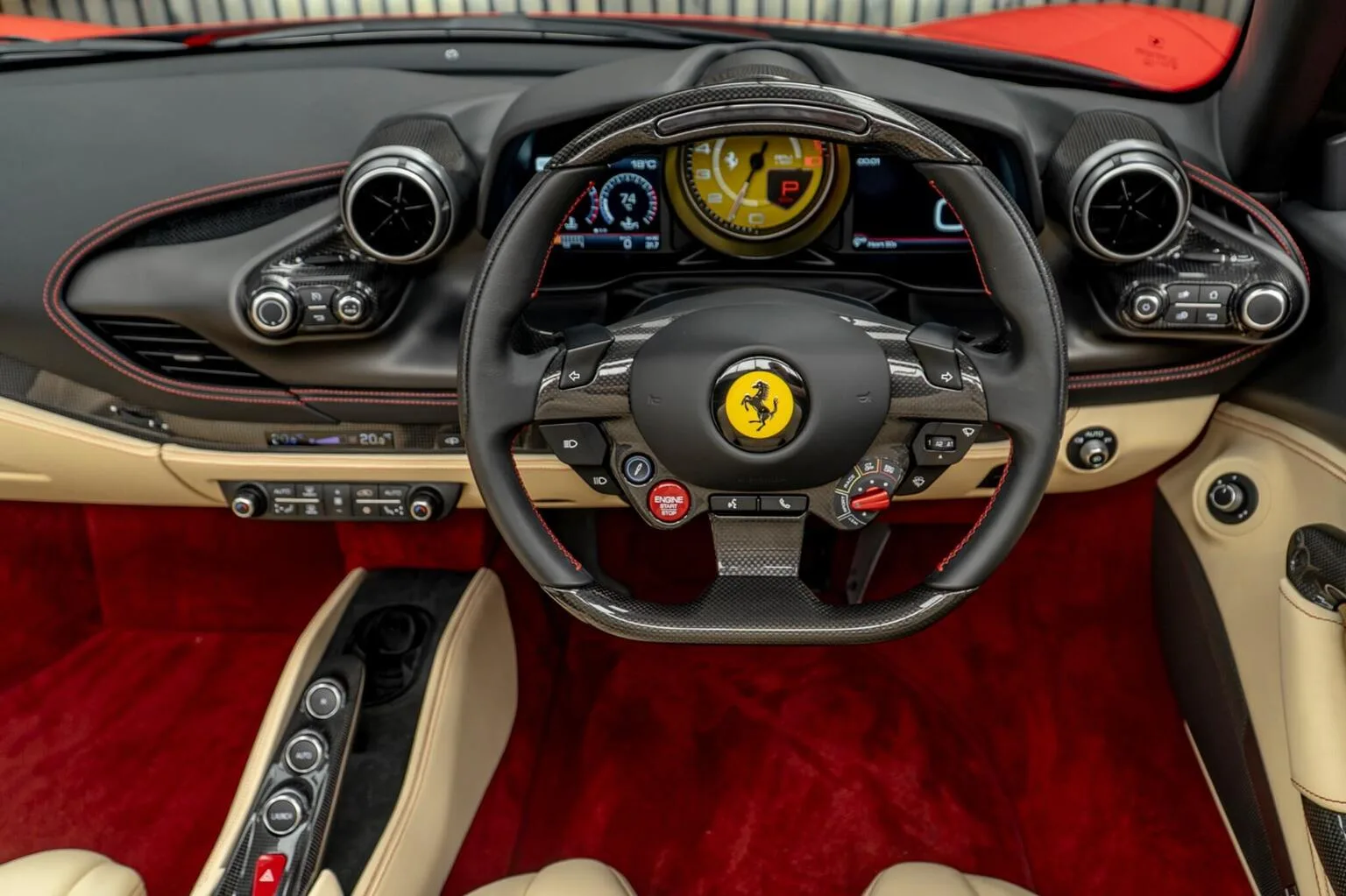 2022 Ferrari F8 Spider, 25/30