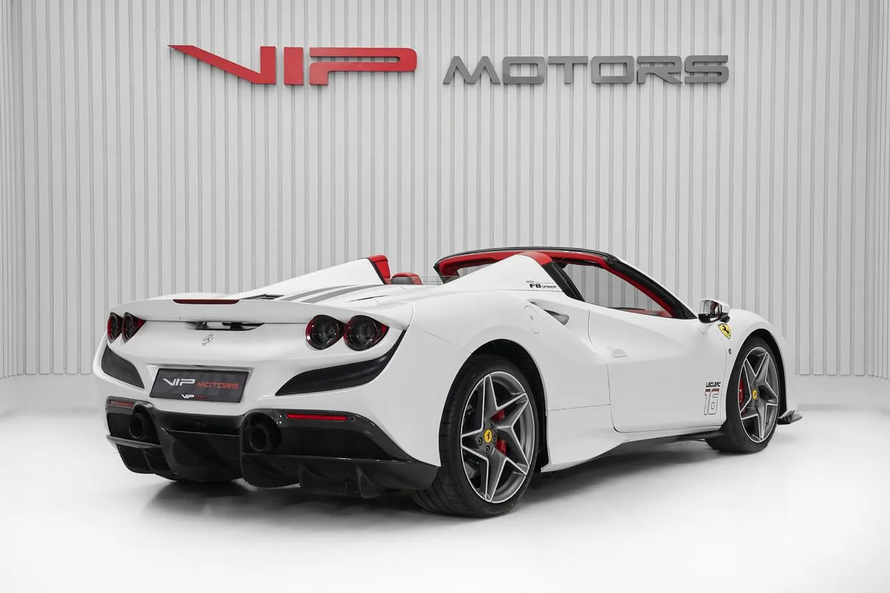 2022 Ferrari F8 Spider, 6/13