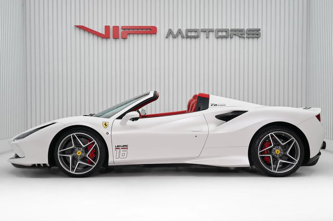 2022 Ferrari F8 Spider, 7/13