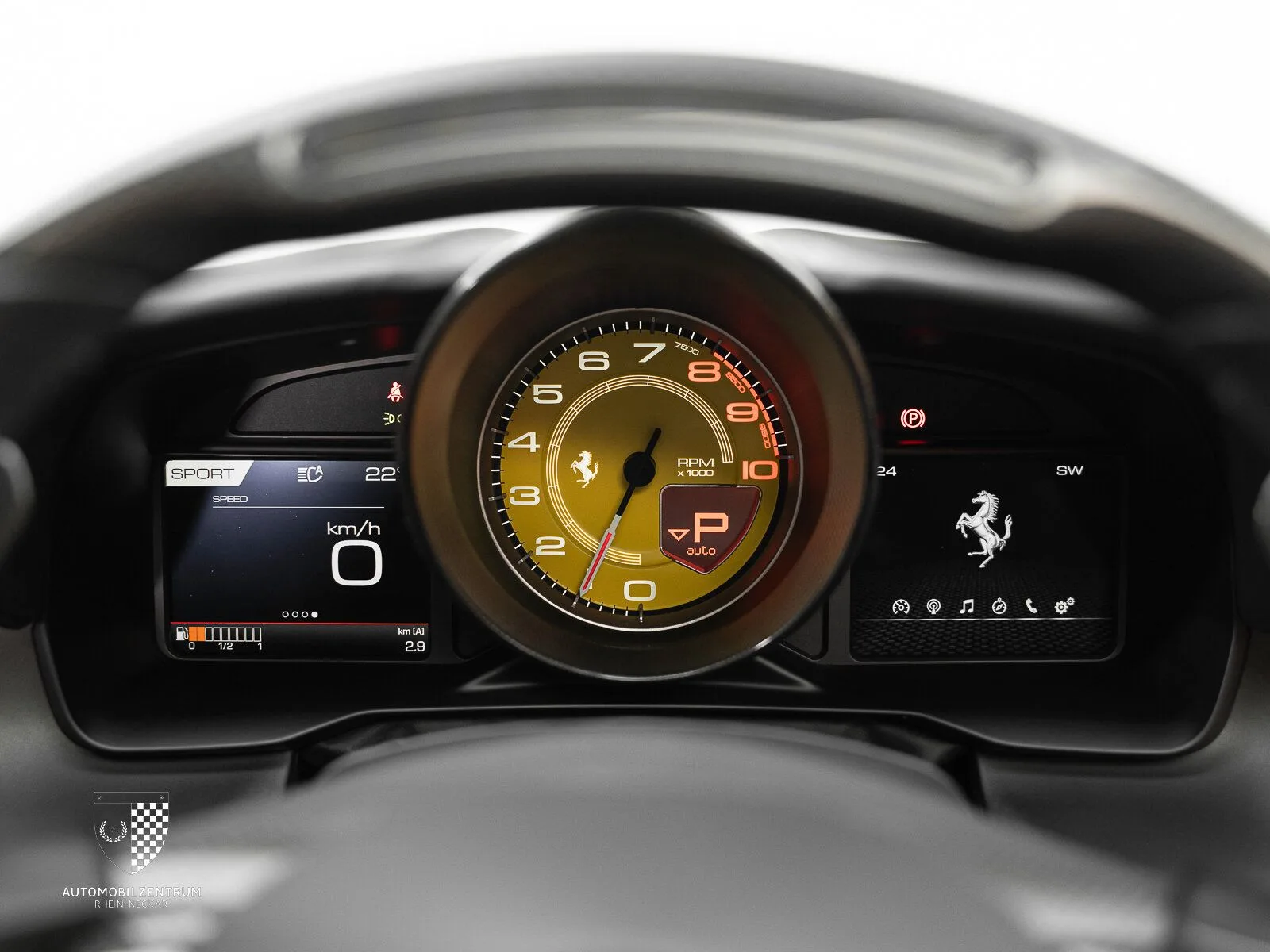 2022 Ferrari F8 Spider, 21/30