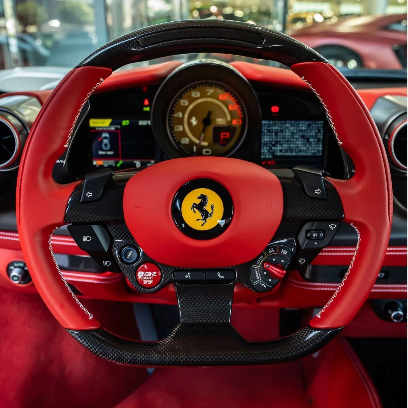 2022 Ferrari F8 Tributo angeboten von einem Fachhändler in Dubai, Vereinigte Arabische Emirate, Foto 9 von 12