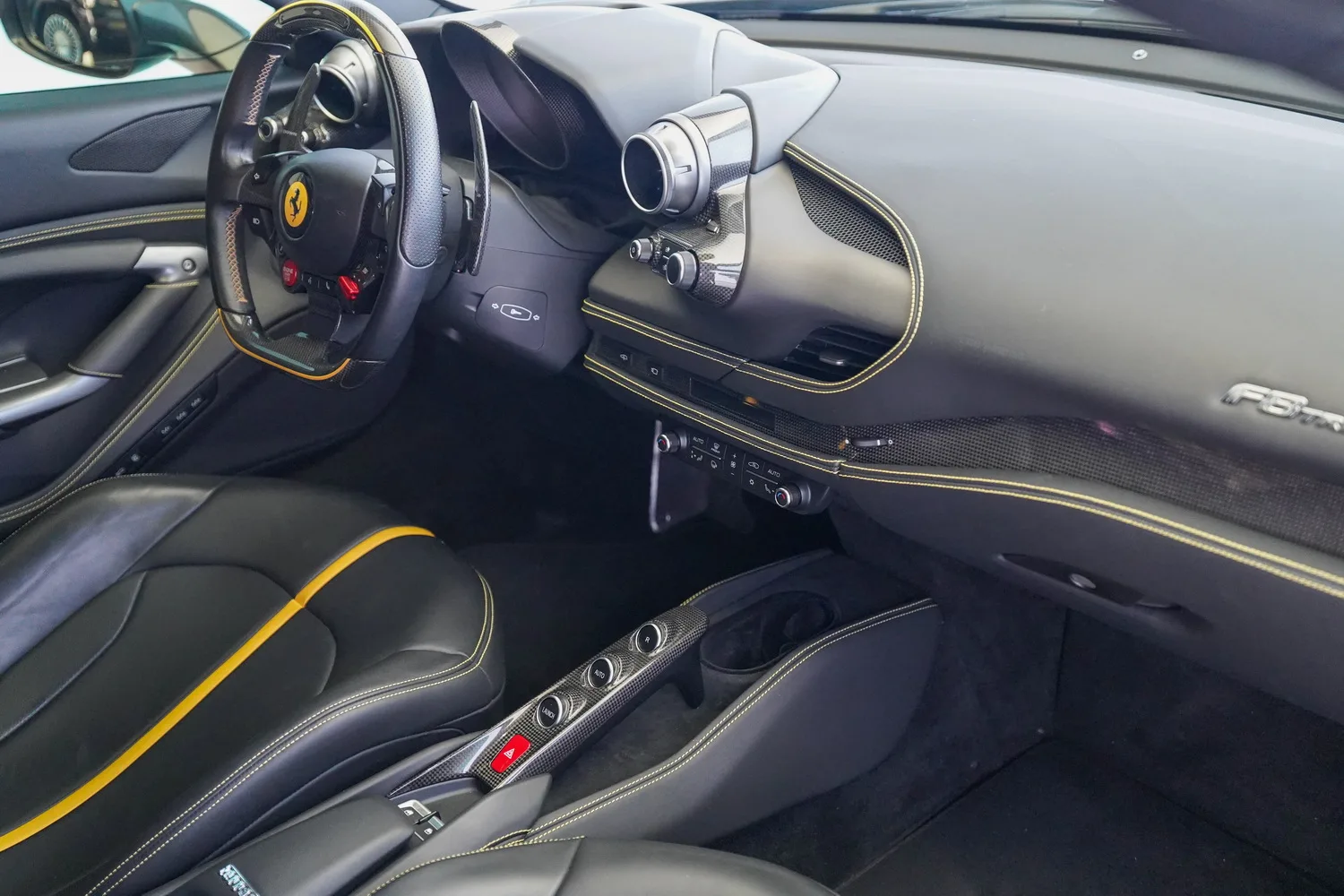 2022 Ferrari F8 Tributo, 9/17
