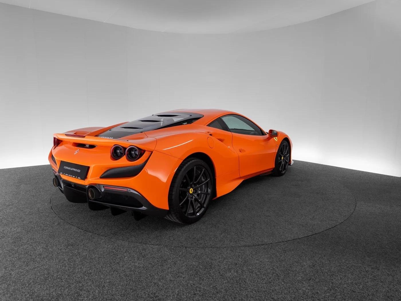 2022 Ferrari F8 Tributo angeboten von einem Fachhändler in Singen, Deutschland, Foto 5 von 15