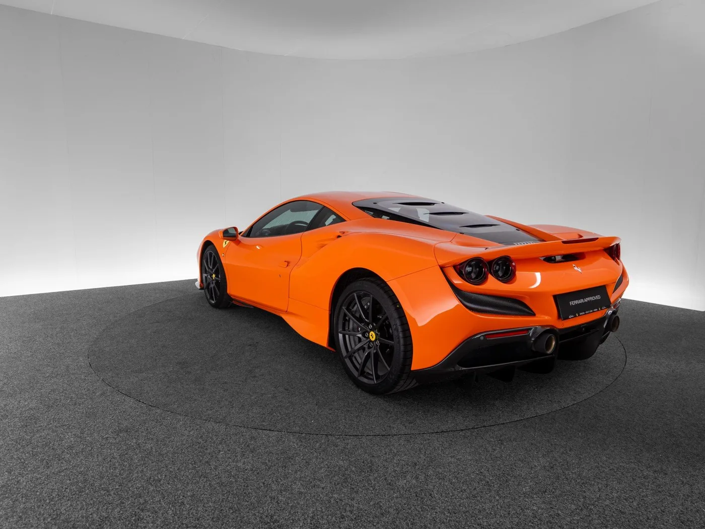 2022 Ferrari F8 Tributo angeboten von einem Fachhändler in Singen, Deutschland, Foto 7 von 15