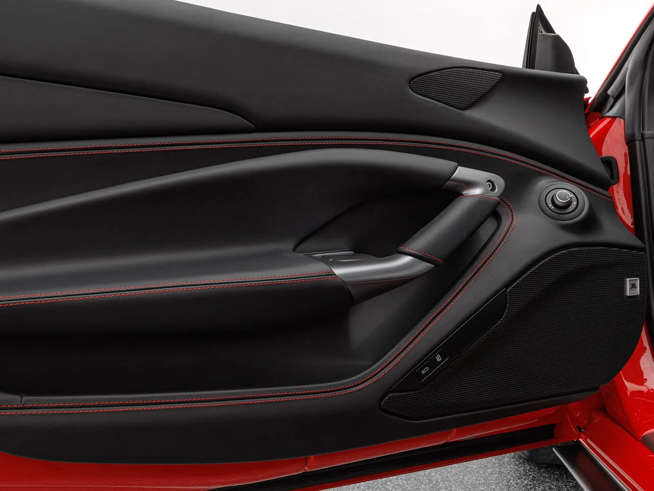 2022 Ferrari F8 Tributo, 8/18