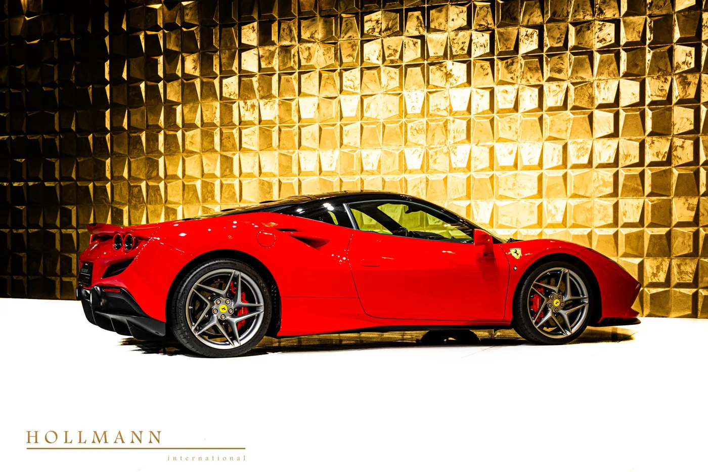 2022 Ferrari F8 Tributo angeboten von einem Fachhändler in Stuhr, Deutschland, Foto 3 von 8
