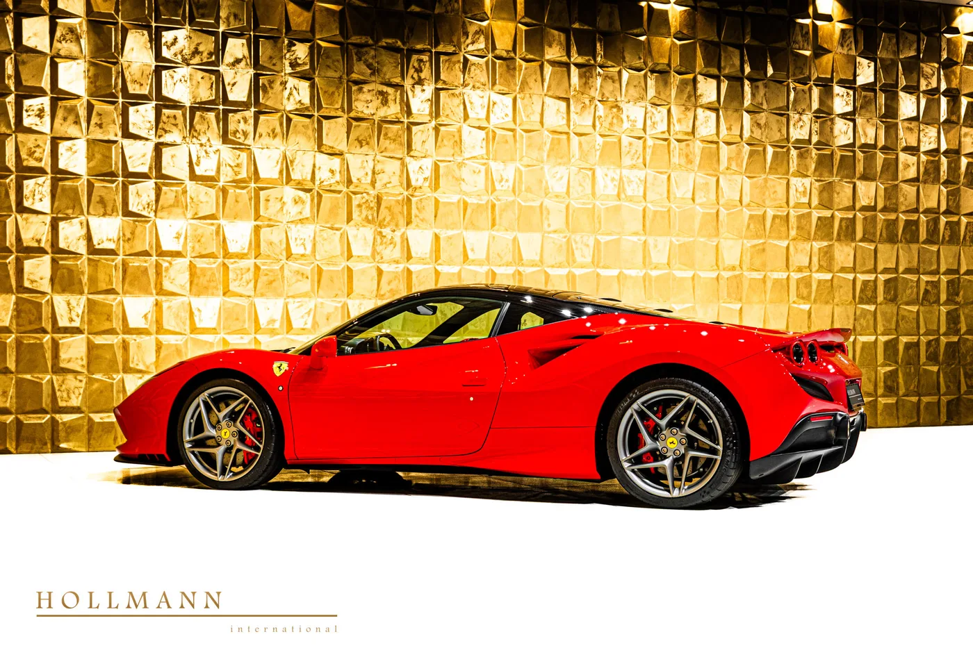 2022 Ferrari F8 Tributo angeboten von einem Fachhändler in Stuhr, Deutschland, Foto 5 von 8