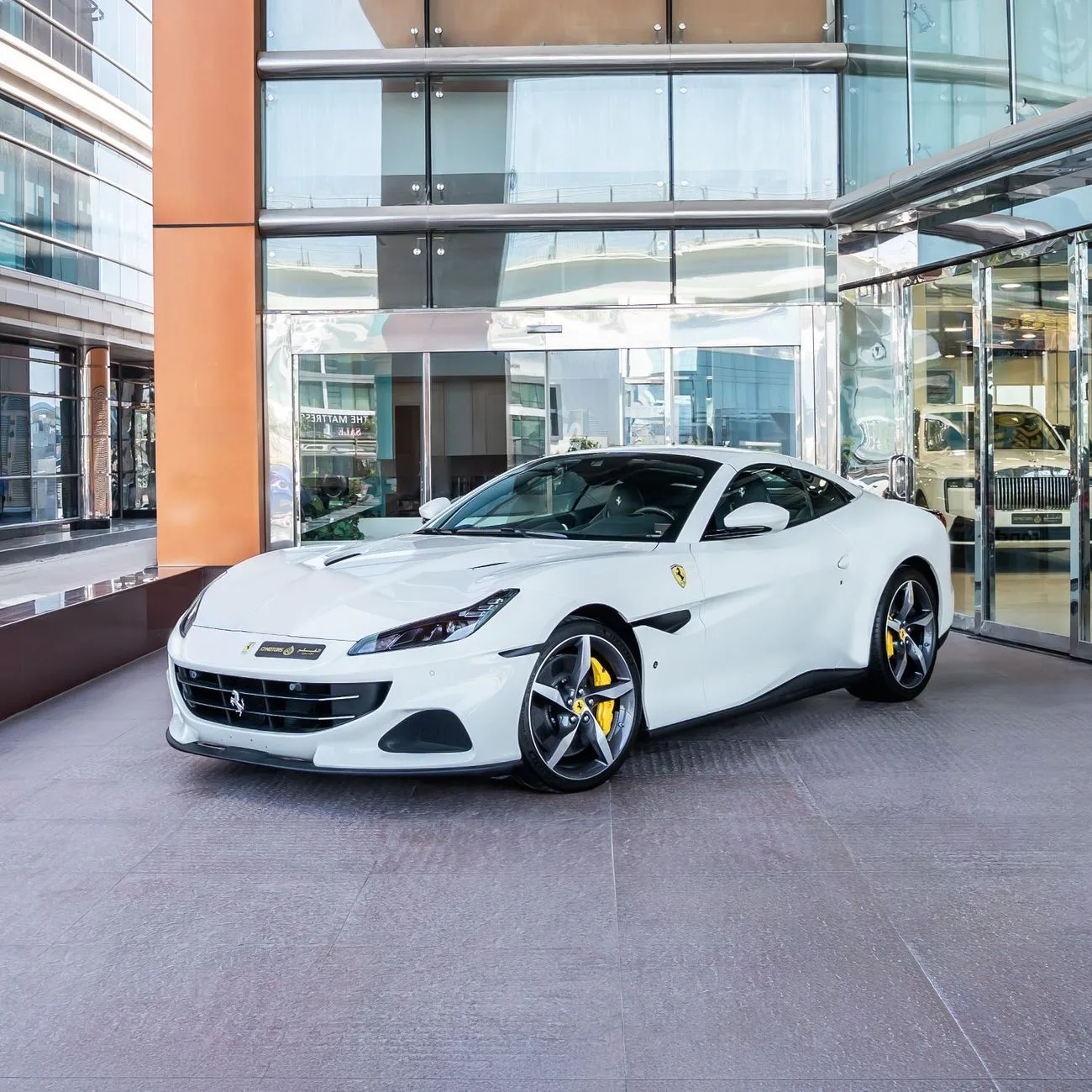 2022 Ferrari Portofino proposée par un concessionnaire spécialisé à Dubai, Émirats arabes unis, photo 10 sur 19