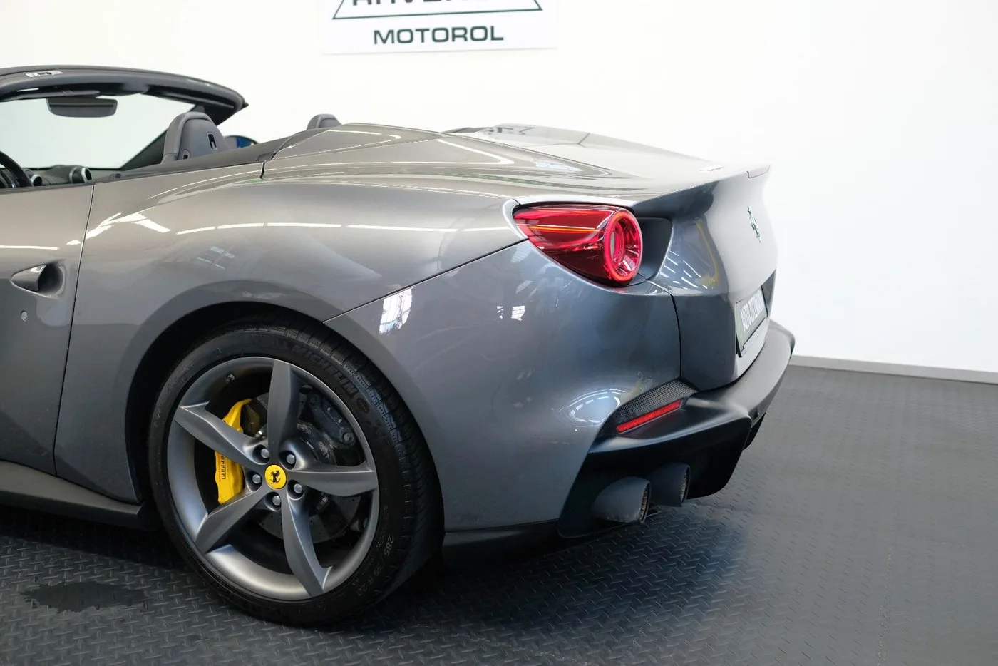 2022 Ferrari Portofino M proposée par un concessionnaire spécialisé à Nuremberg, Allemagne, photo 9 sur 15