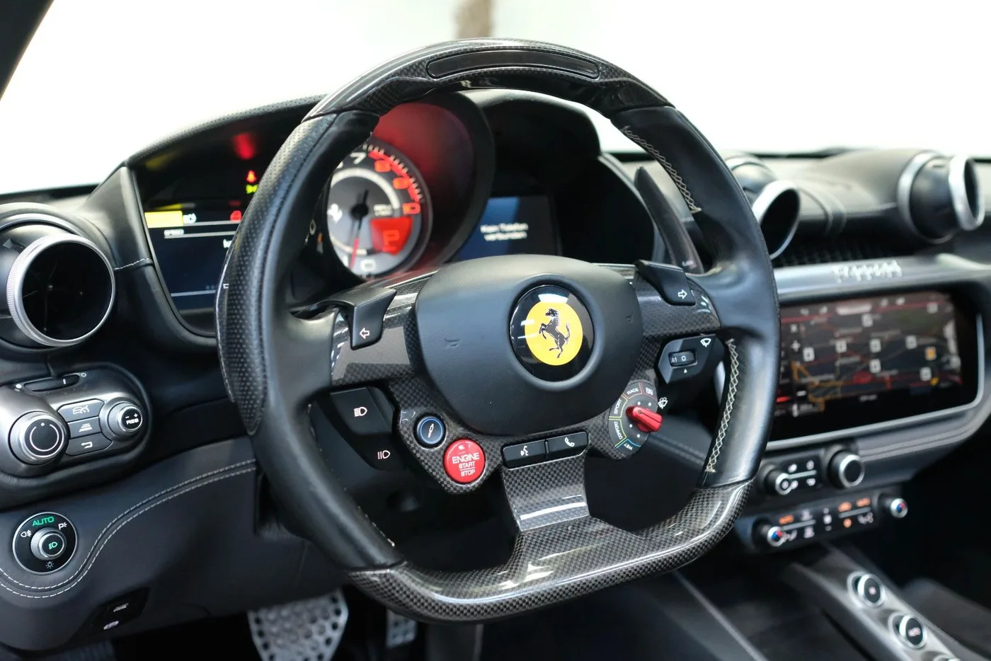 2022 Ferrari Portofino M proposée par un concessionnaire spécialisé à Nuremberg, Allemagne, photo 15 sur 15