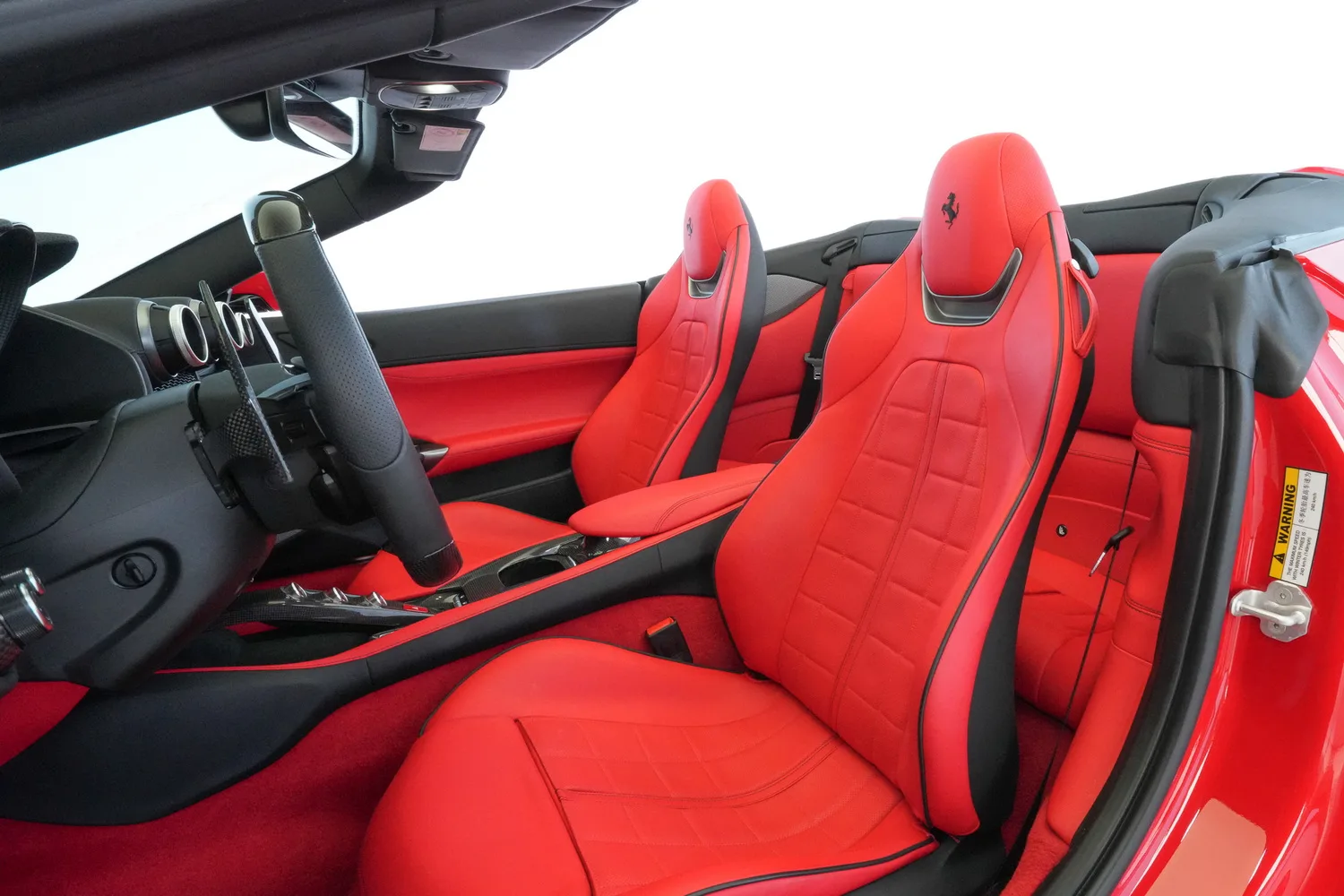 2022 Ferrari Portofino M, 17/18