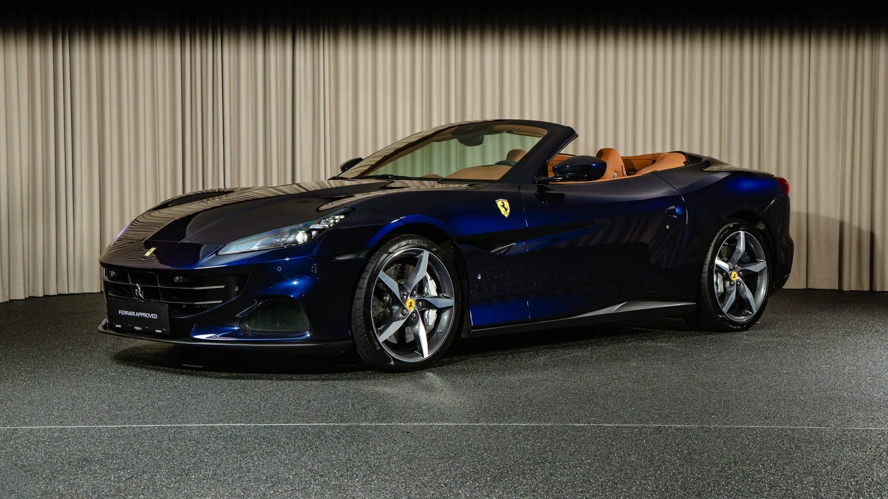 2022 Ferrari Portofino M angeboten von einem Fachhändler in Kongens Lyngby, Dänemark, Hauptfoto