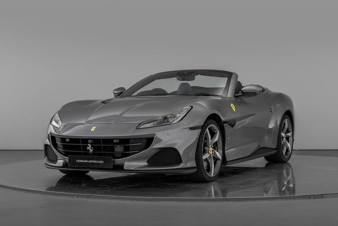 2022 Ferrari Portofino M angeboten von einer Vertragshändlergruppe in Hatfield, Vereinigtes Königreich, Foto 4 von 25