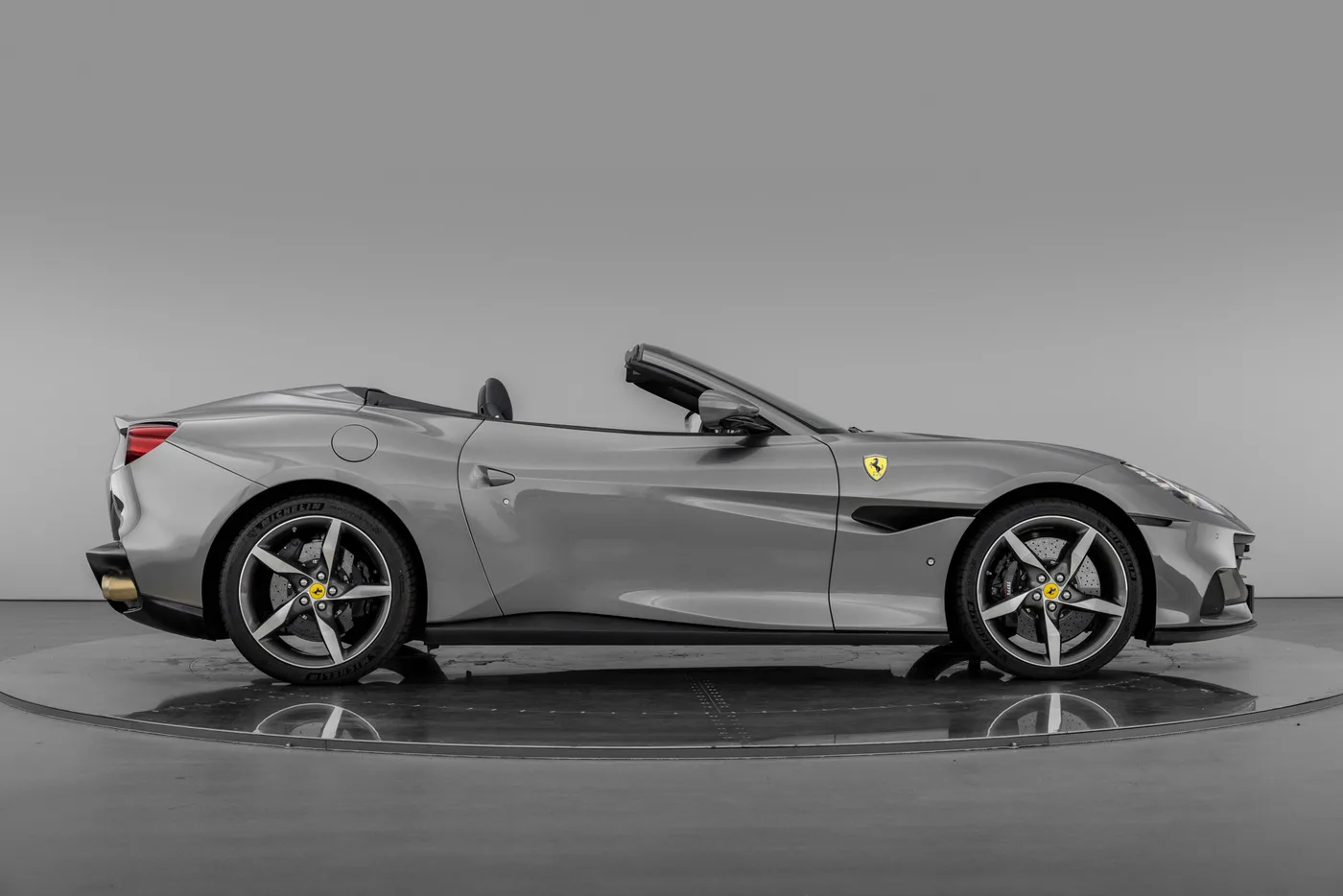 2022 Ferrari Portofino M angeboten von einer Vertragshändlergruppe in Hatfield, Vereinigtes Königreich, Foto 6 von 25