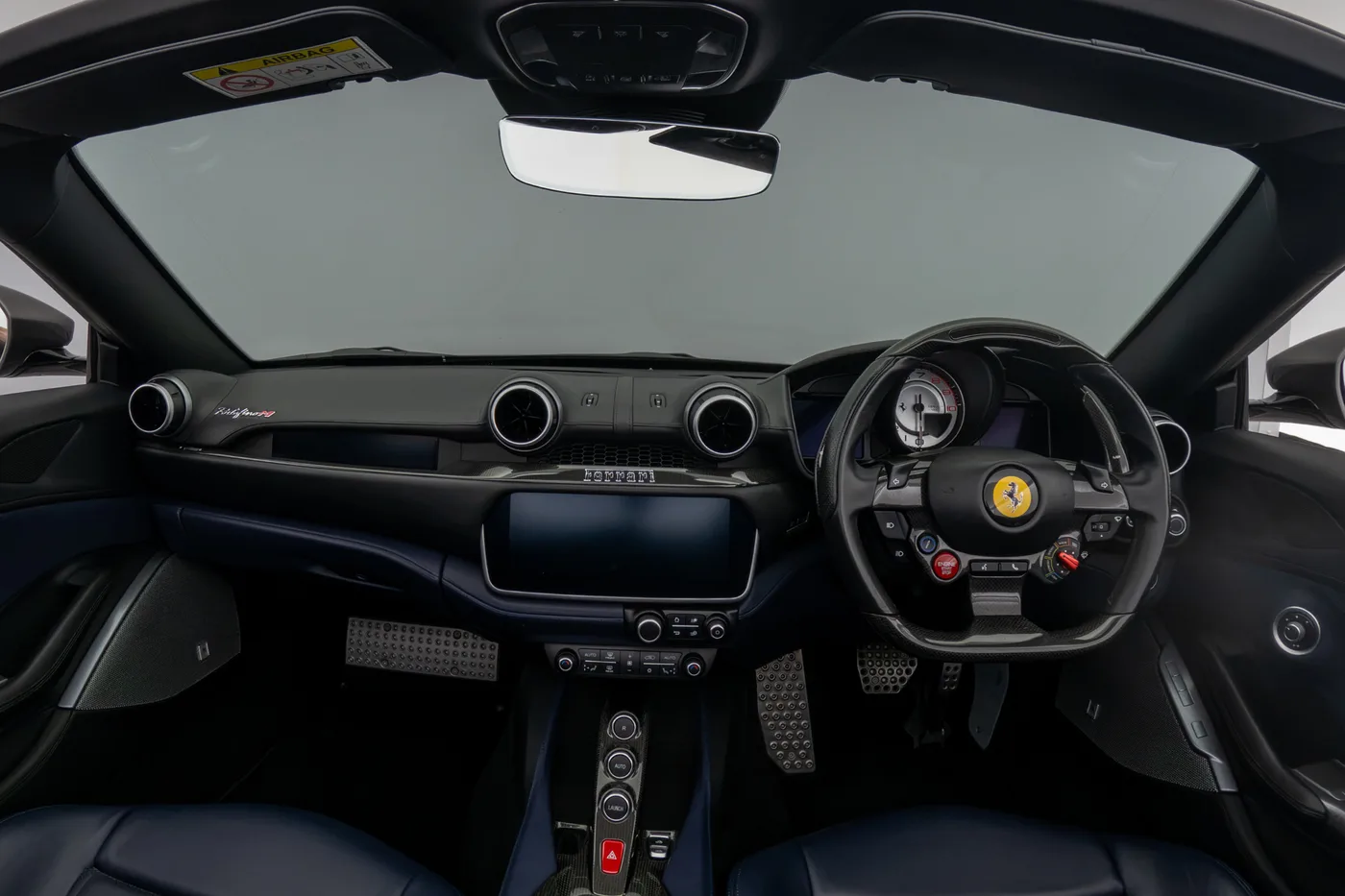 2022 Ferrari Portofino M angeboten von einer Vertragshändlergruppe in Hatfield, Vereinigtes Königreich, Foto 9 von 25