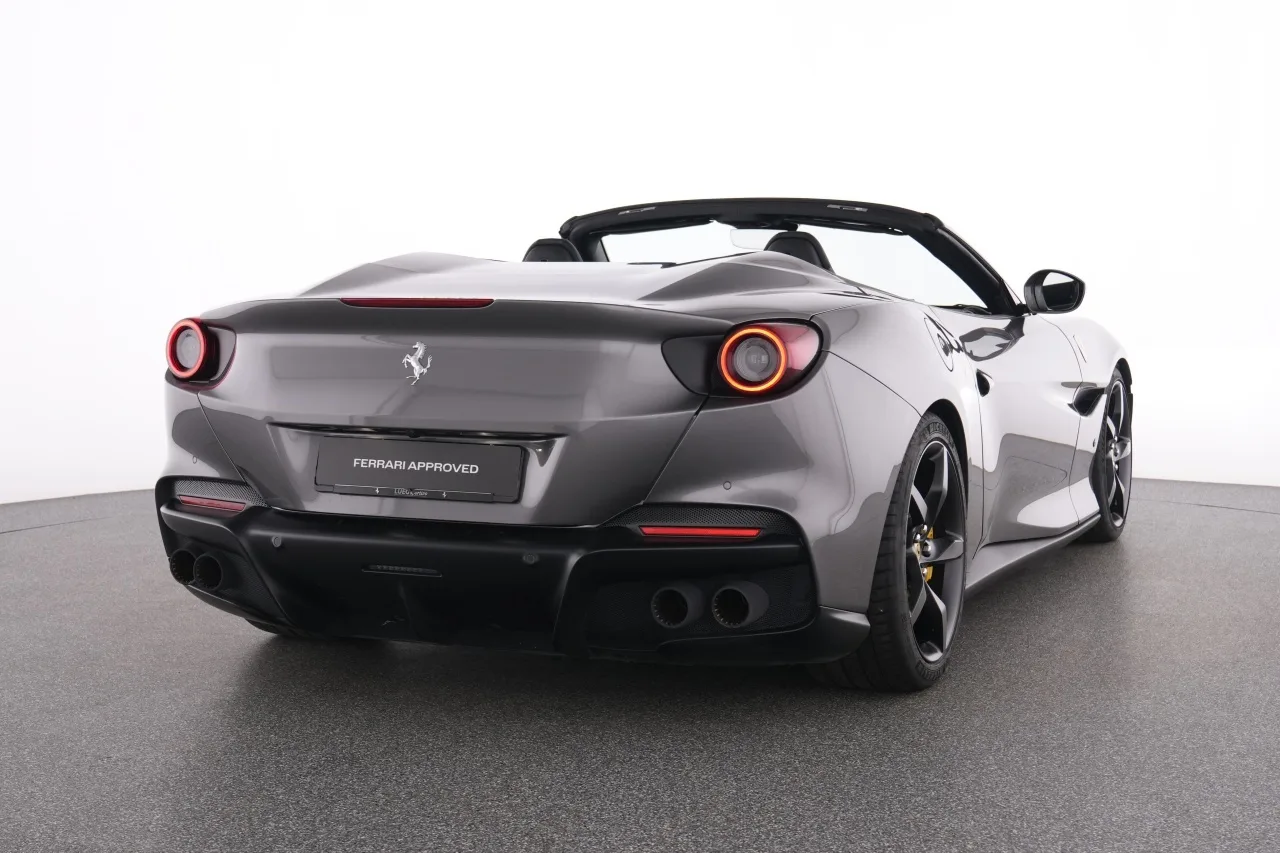 2022 Ferrari Portofino M proposée par un concessionnaire spécialisé à Meerbusch, Allemagne, photo 3 sur 6