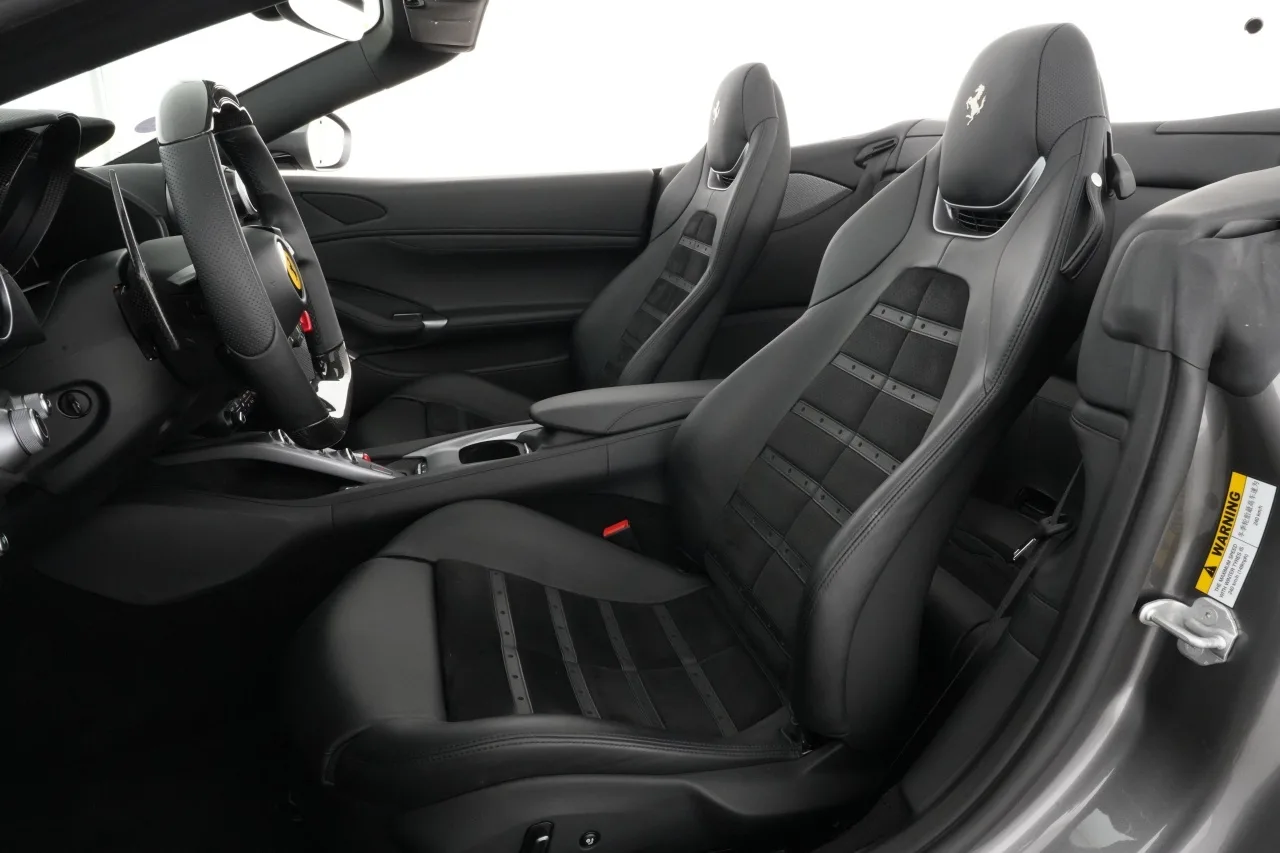 2022 Ferrari Portofino M proposée par un concessionnaire spécialisé à Meerbusch, Allemagne, photo 6 sur 6