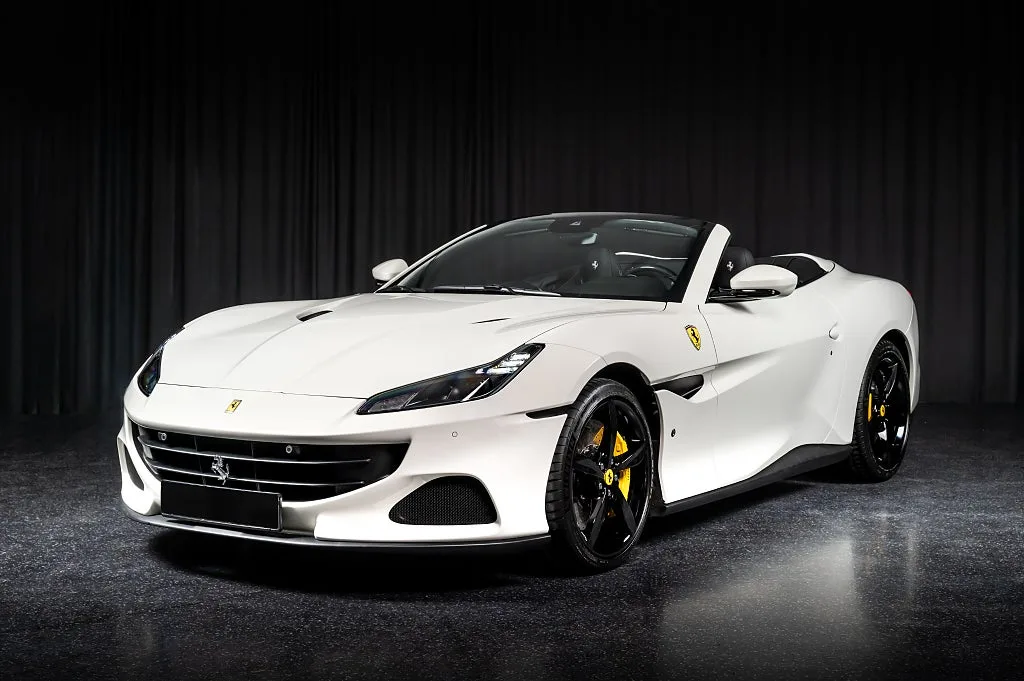 2022 Ferrari Portofino M, 2/30