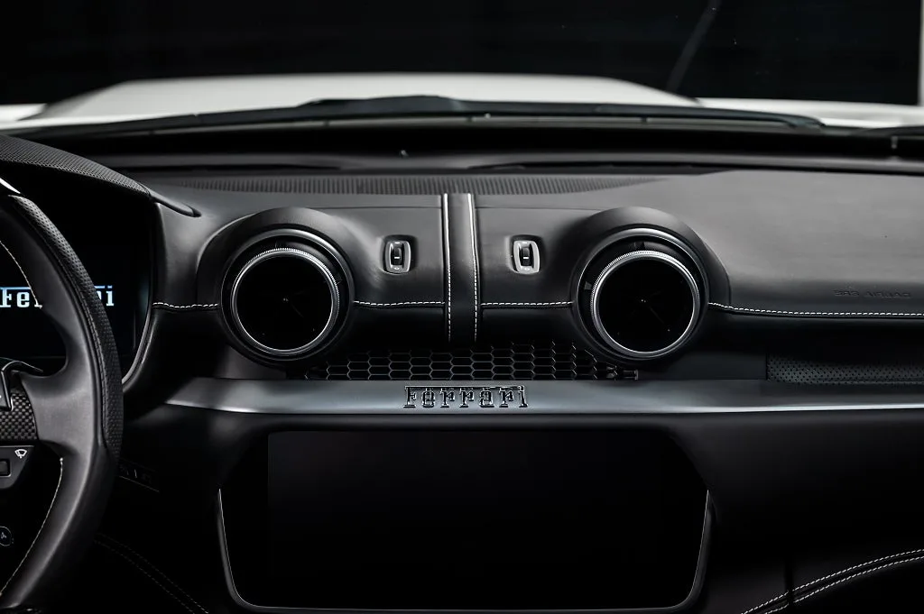 2022 Ferrari Portofino M, 29/30