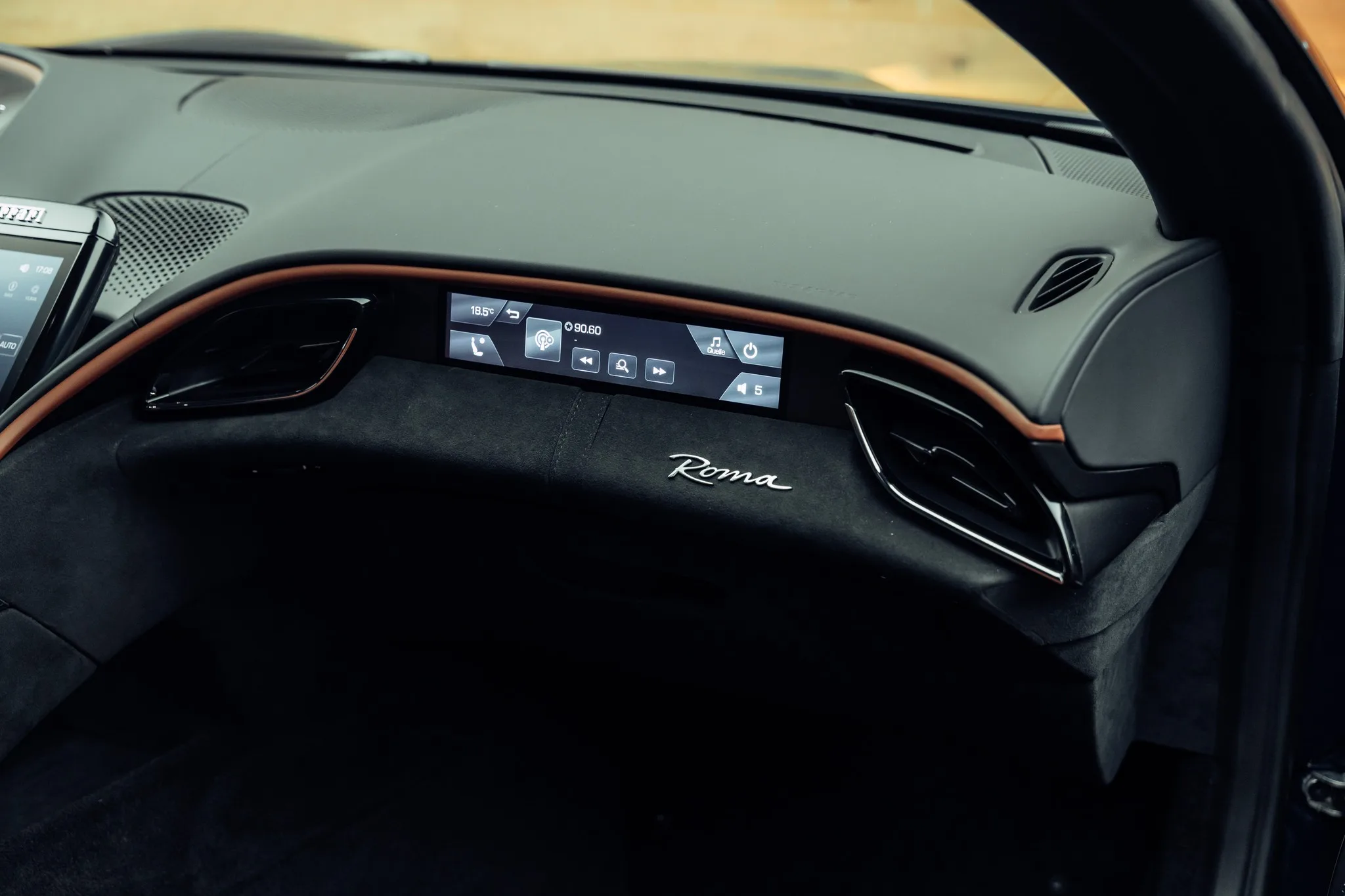 2022 Ferrari Roma, 13/26
