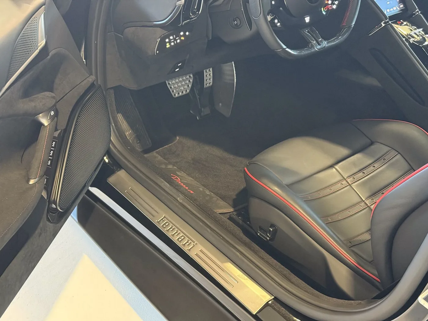 2022 Ferrari Roma angeboten von einem Fachhändler in Lucca, Italien, Foto 21 von 22