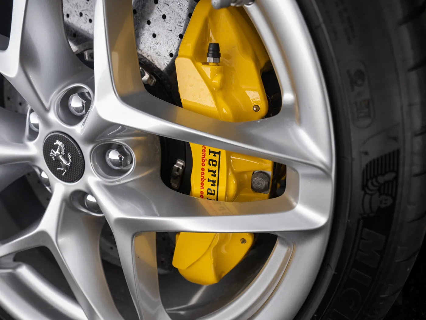 2022 Ferrari Roma sold by a specialist dealer in Singen, Germany, photo 13 of 15