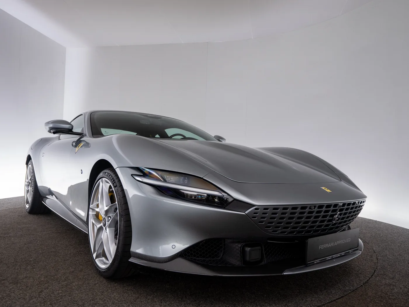 2022 Ferrari Roma sold by a specialist dealer in Singen, Germany, photo 15 of 15