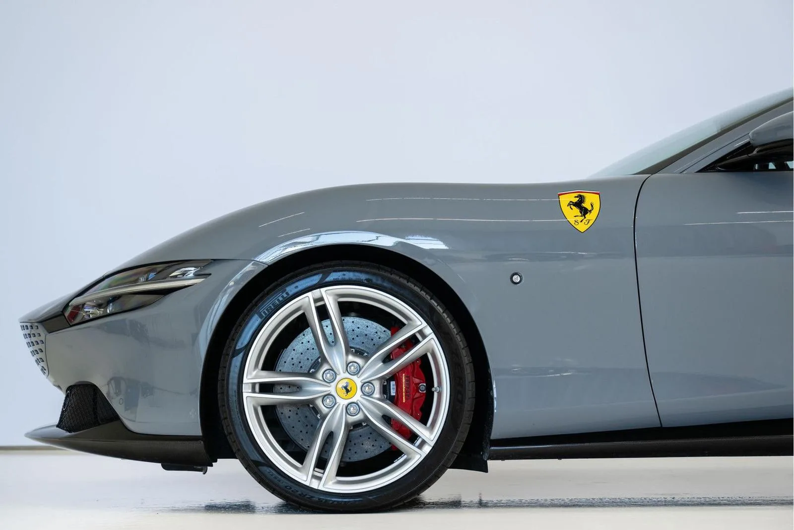 2022 Ferrari Roma, 4/25