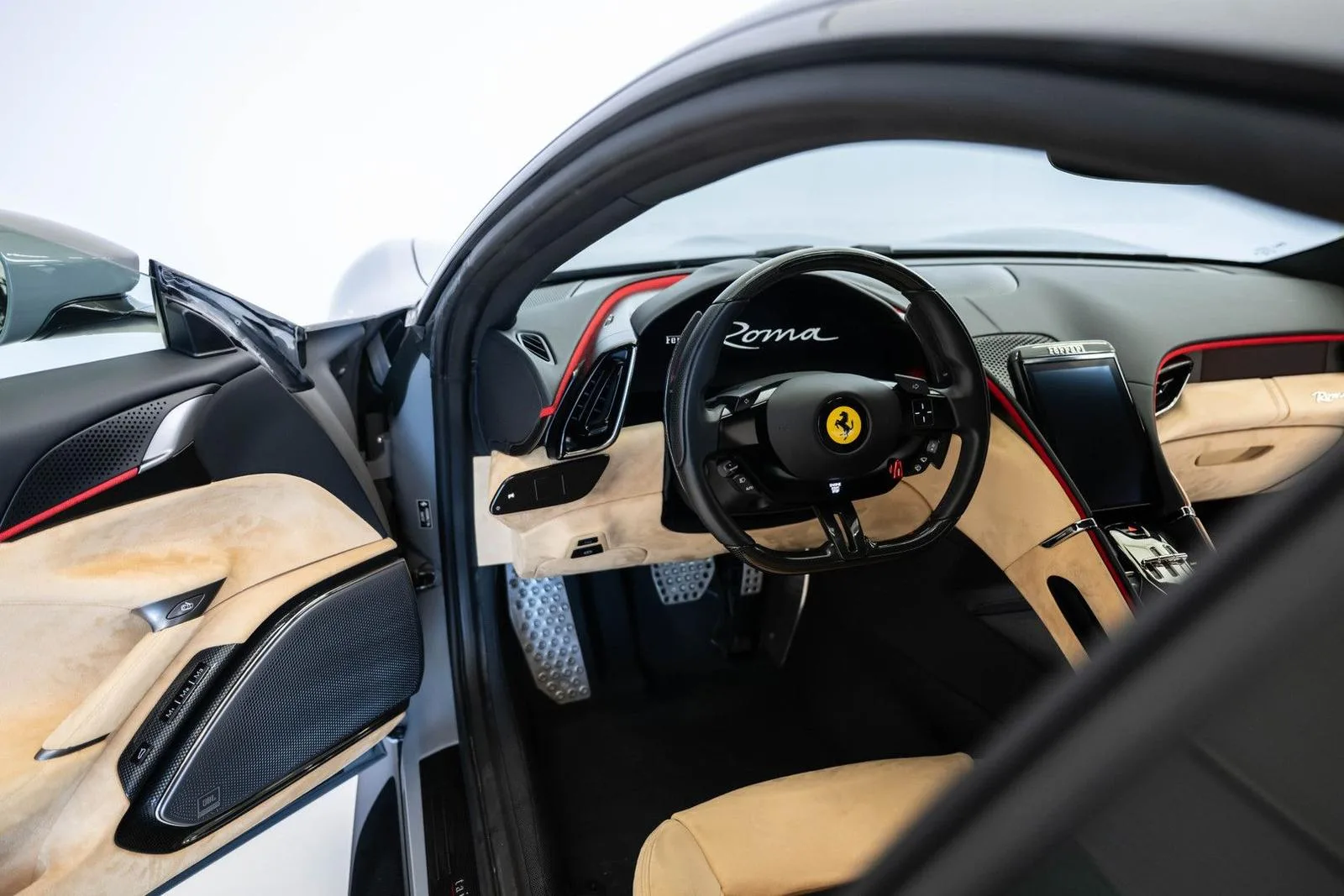 2022 Ferrari Roma, 6/25