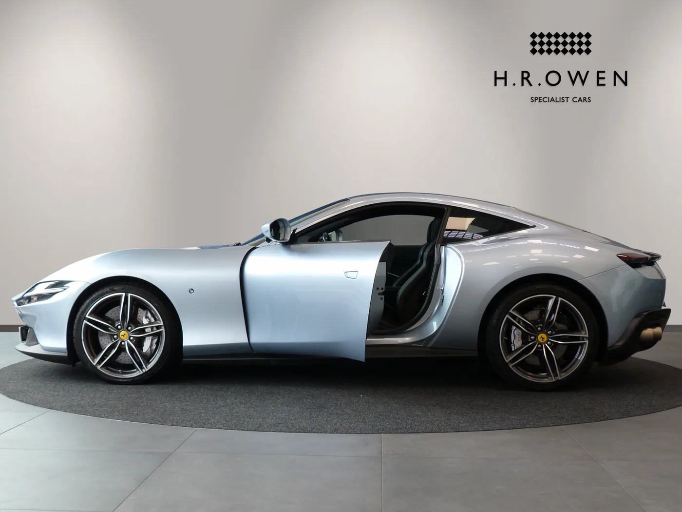 2022 Ferrari Roma offered by a franchised dealer group in Cheltenham, United Kingdom, photo 7 of 25