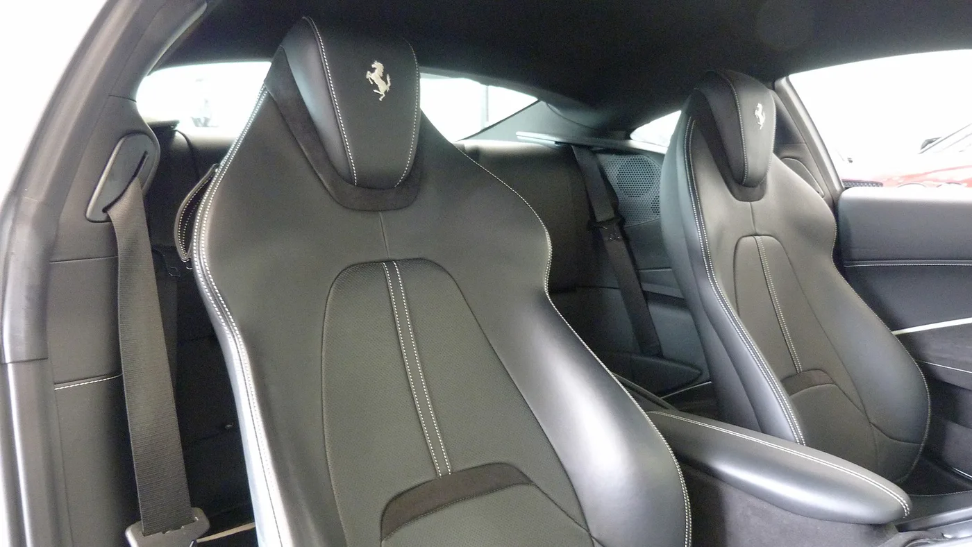 2022 Ferrari Roma offered by a franchised dealer group in Cheltenham, United Kingdom, photo 18 of 25