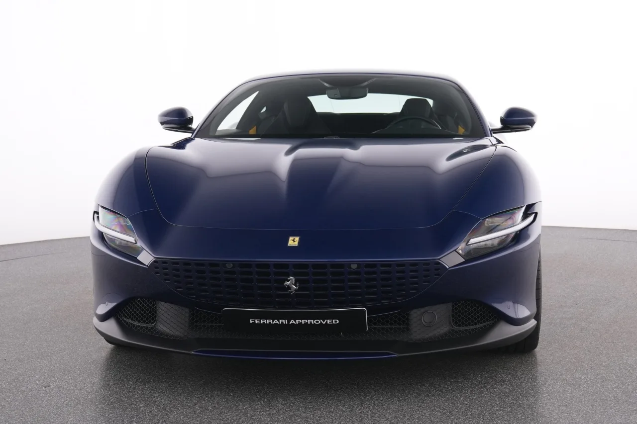 2022 Ferrari Roma proposée par un concessionnaire spécialisé à Meerbusch, Allemagne, photo principale