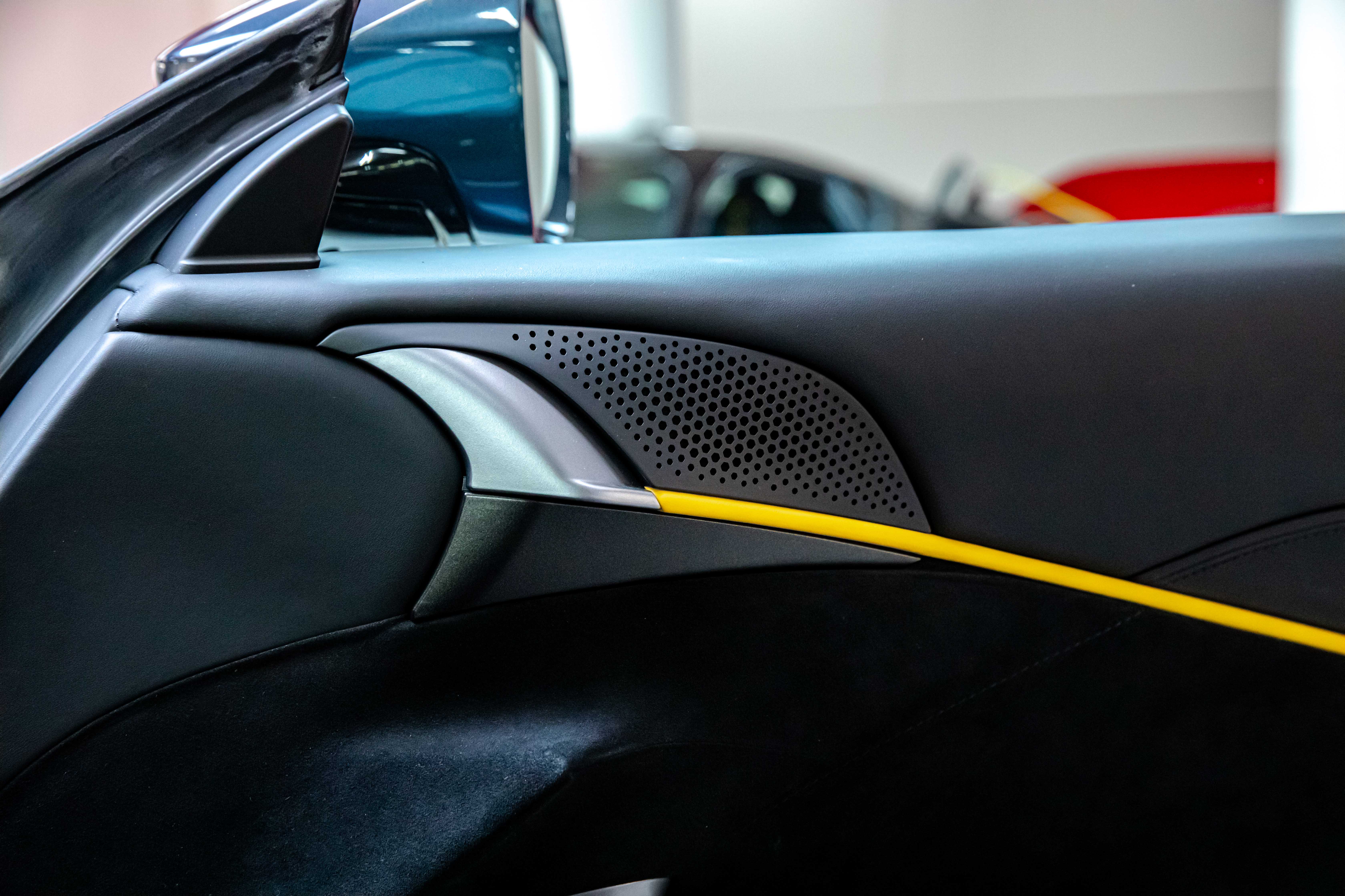 2022 Ferrari Roma offered by a specialist dealer in Milan, Italy, photo 20 of 20