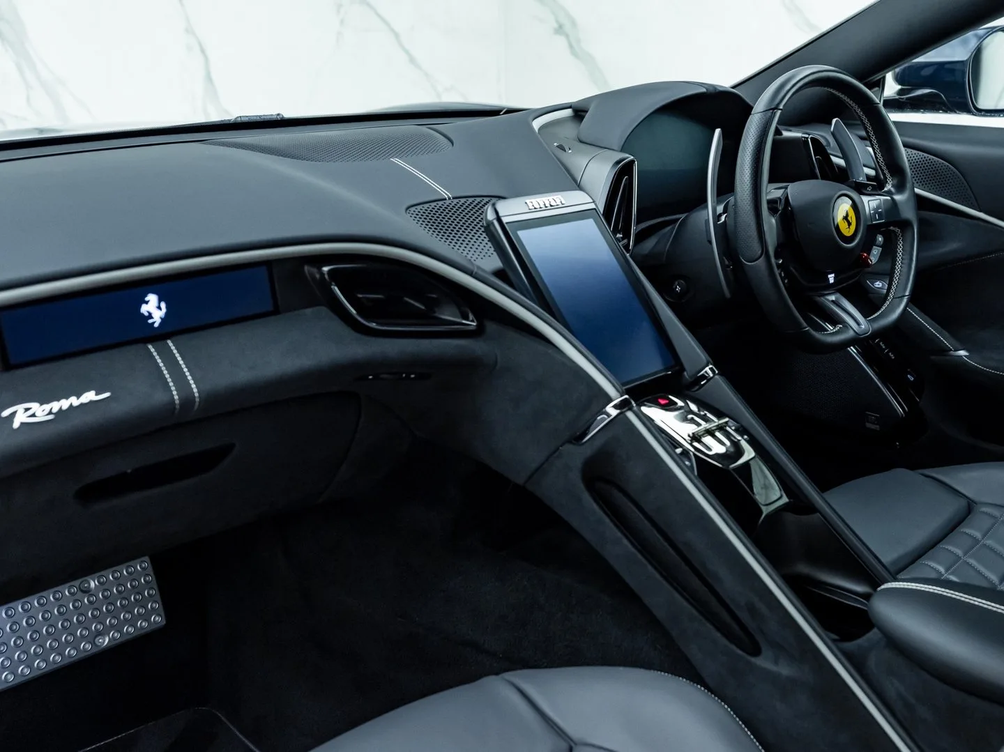 2022 Ferrari Roma, 23/30