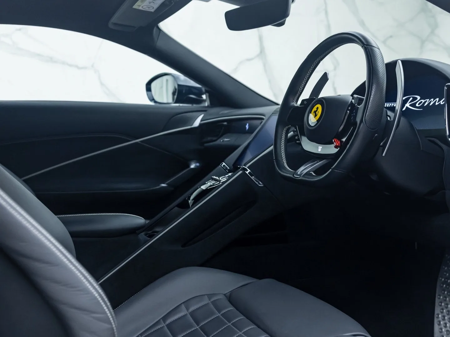 2022 Ferrari Roma, 27/30