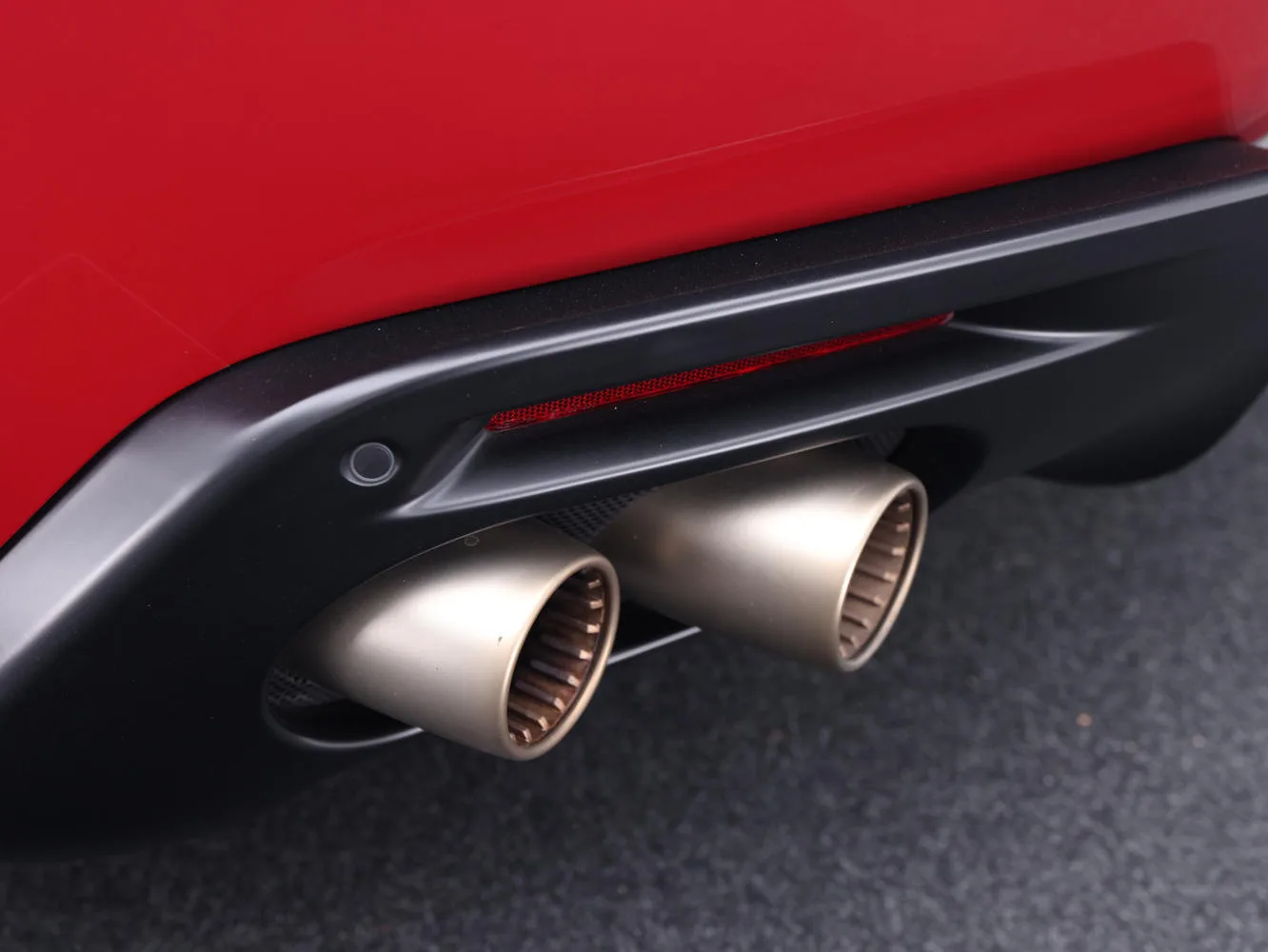 2022 Ferrari Roma, 27/28