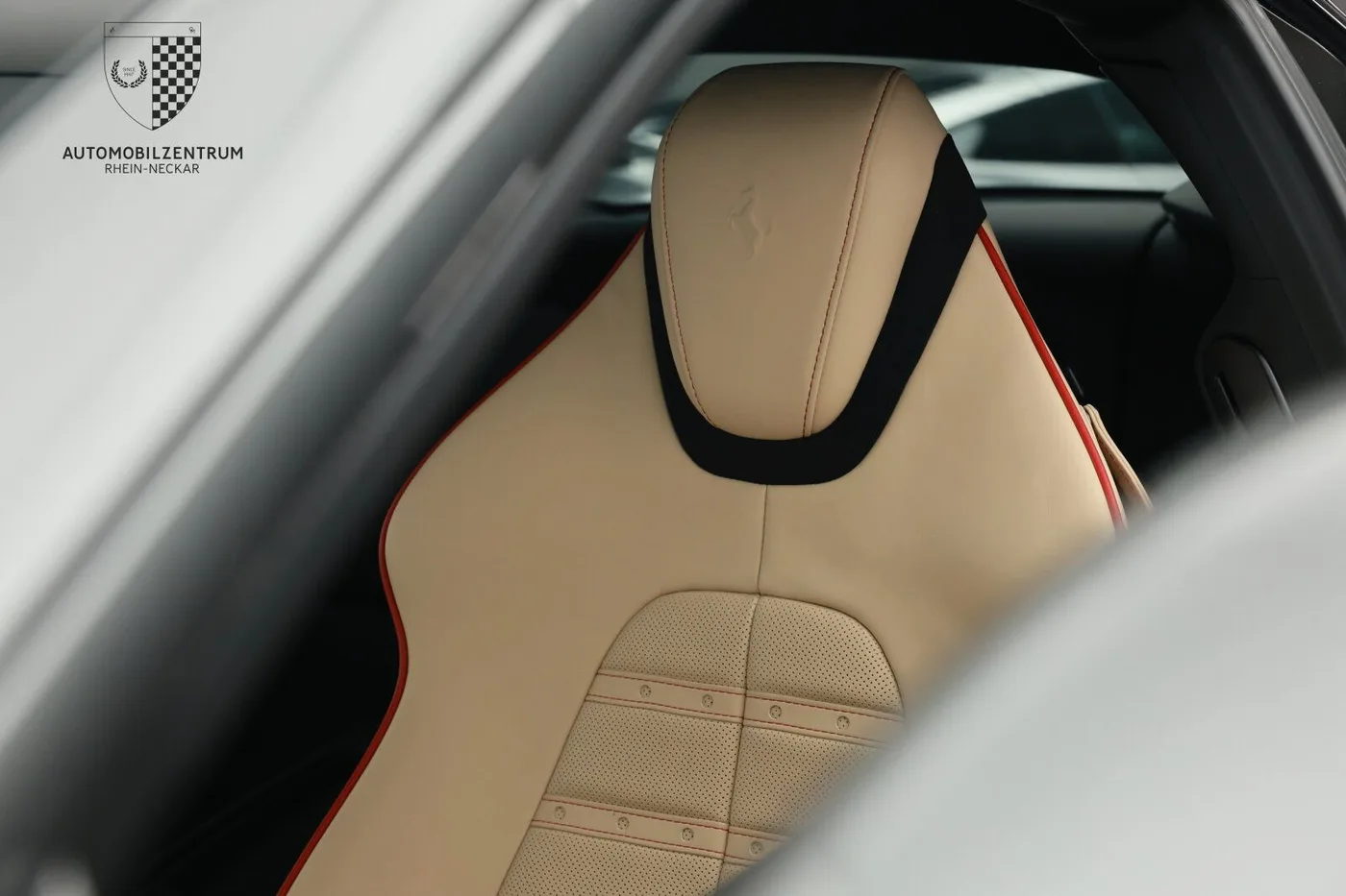 2022 Ferrari Roma angeboten von einem Supersportwagenhändler in Viernheim, Deutschland, Foto 10 von 25