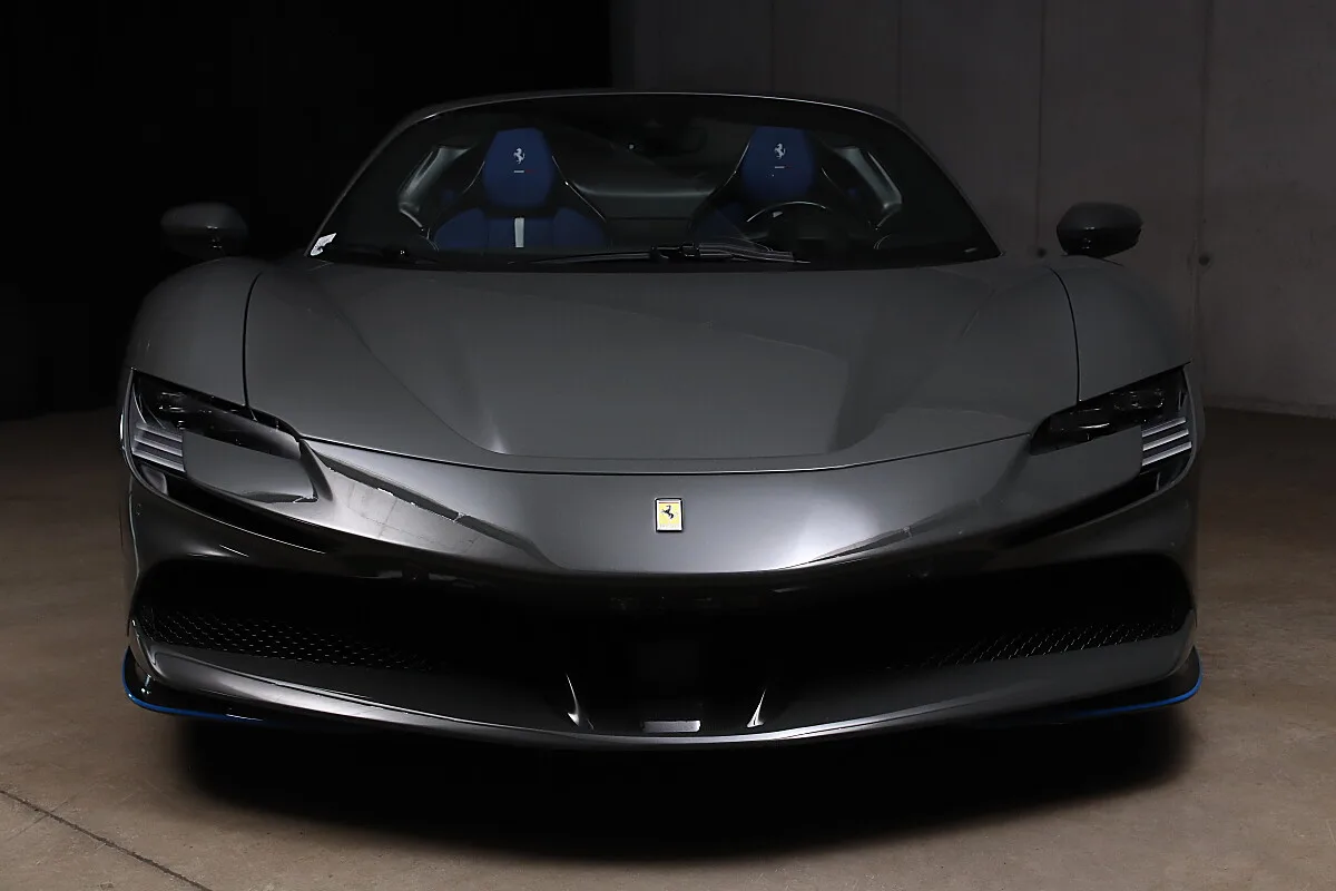 2022 Ferrari SF90 Spider Assetto Fiorano angeboten von einem Fachhändler in Unterweitersdorf, Österreich, Foto 12 von 15