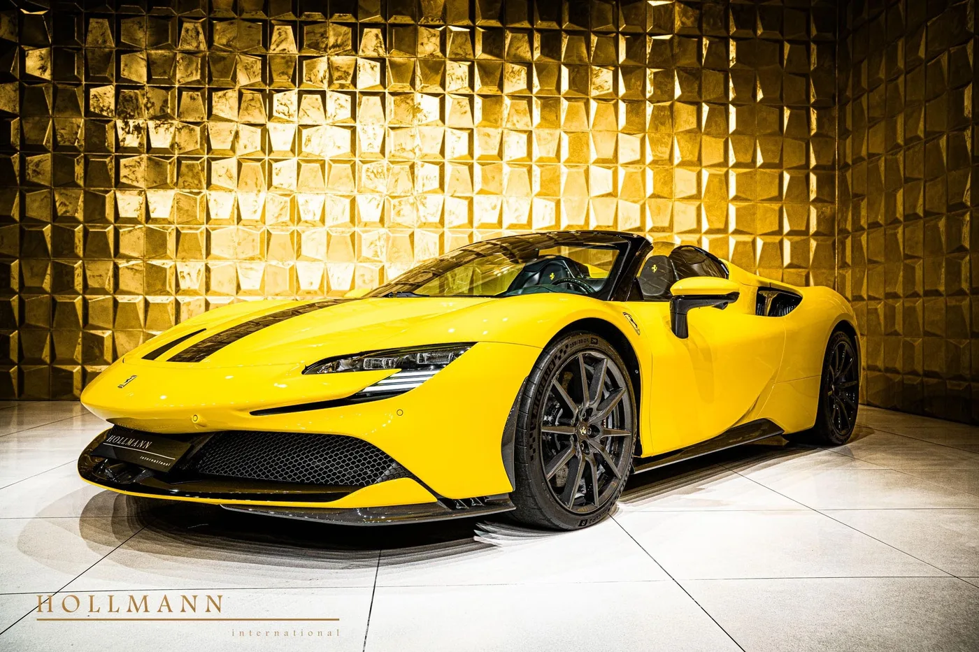 2022 Ferrari SF90 Spider Tailor Made Ispirazioni angeboten von einem Fachhändler in Stuhr, Deutschland, Foto 4 von 8